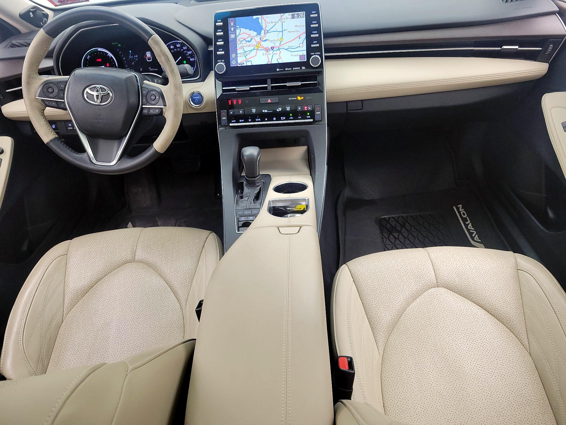 Thumbnail: 2019 Toyota Avalon - 9