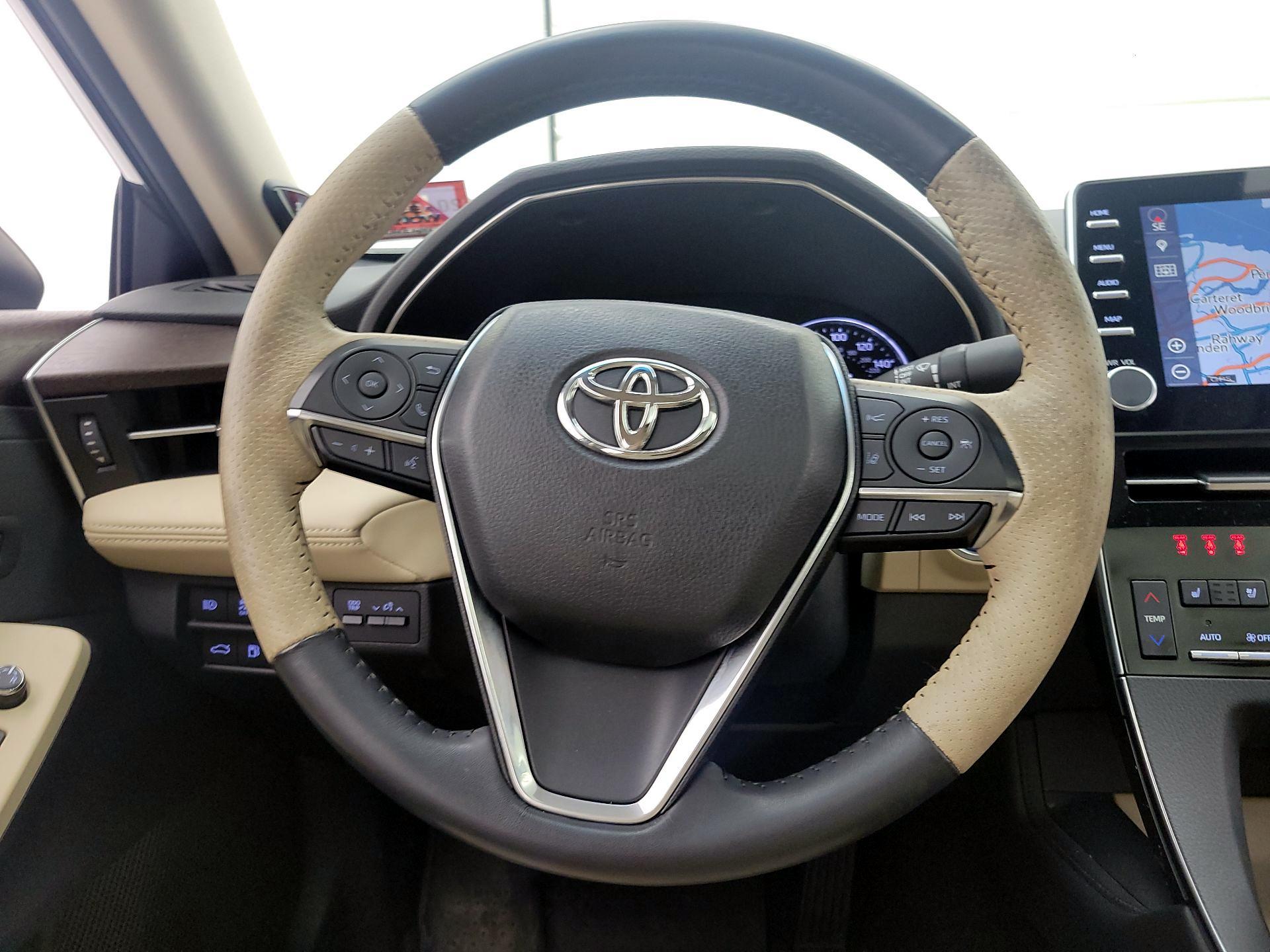 Thumbnail: 2019 Toyota Avalon - 10