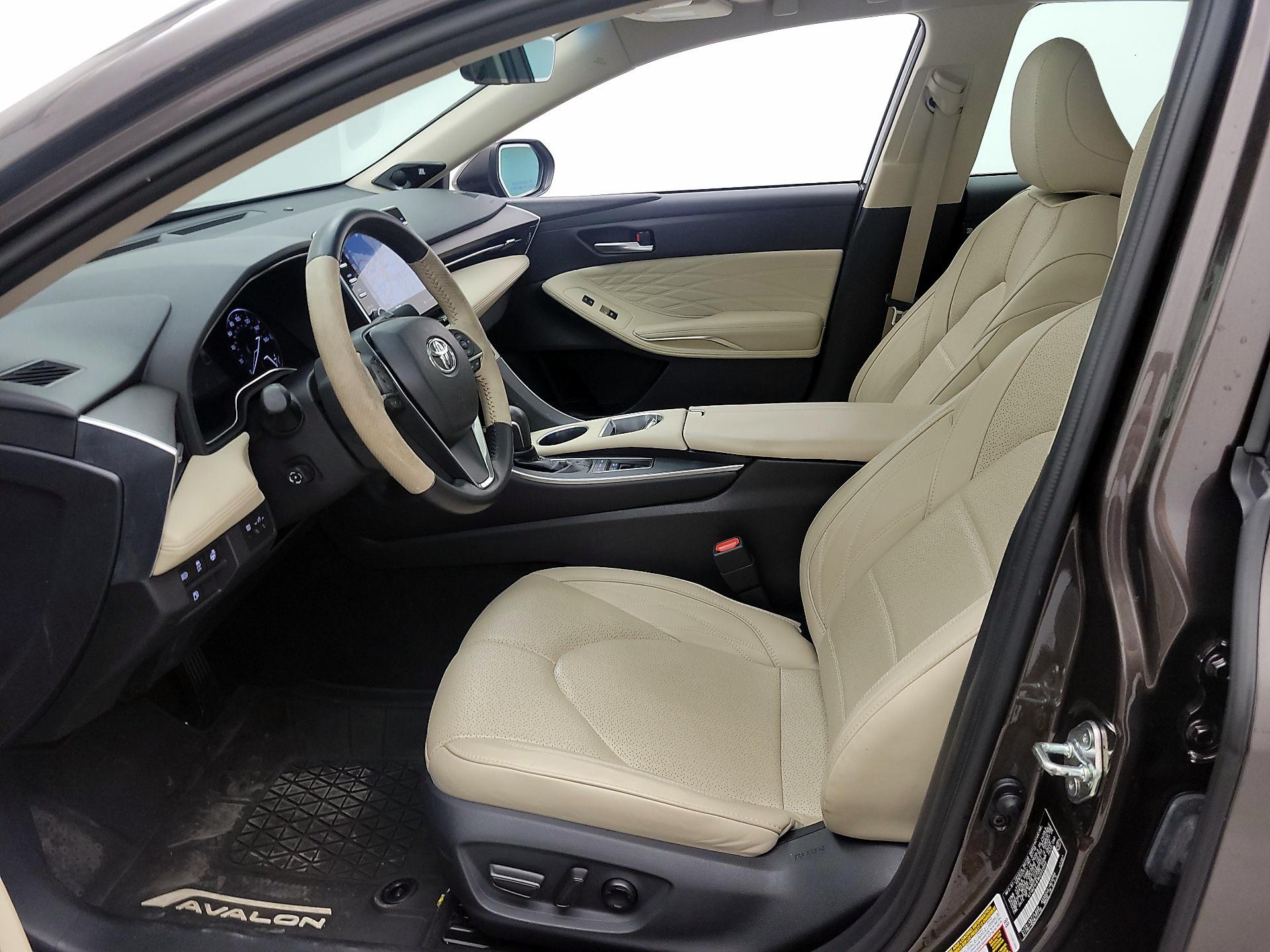 Thumbnail: 2019 Toyota Avalon - 11