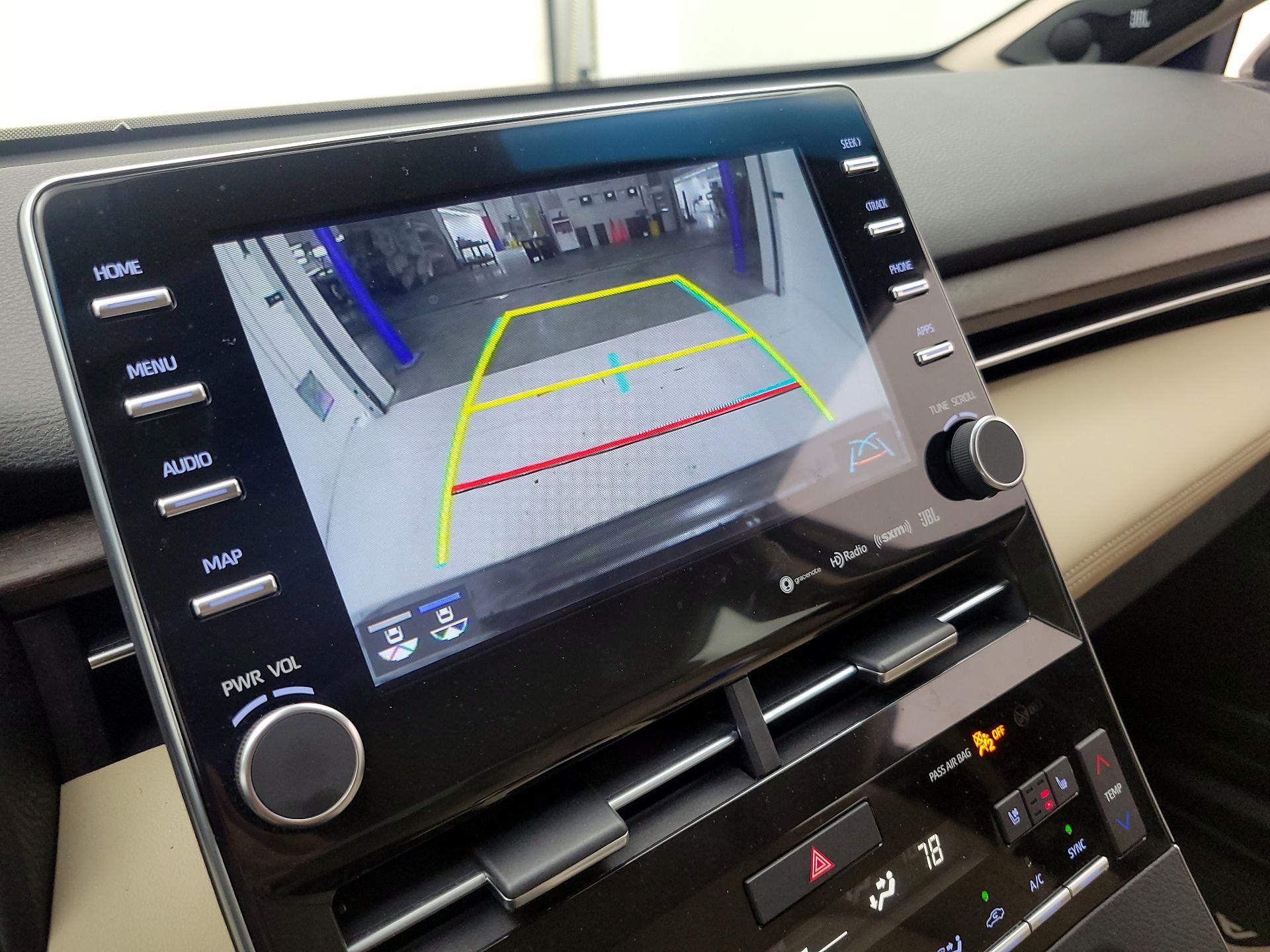 Thumbnail: 2019 Toyota Avalon - 15