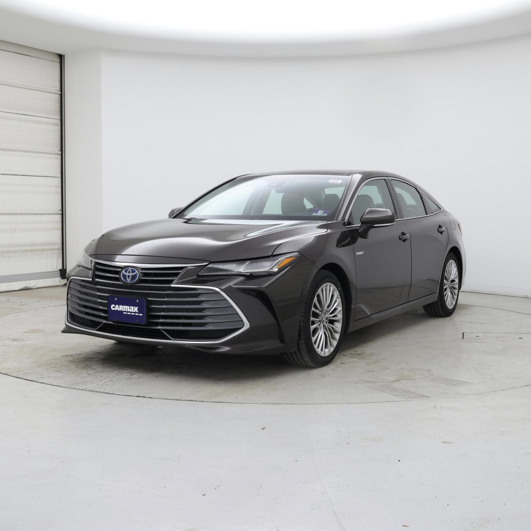 Thumbnail: 2019 Toyota Avalon - 4