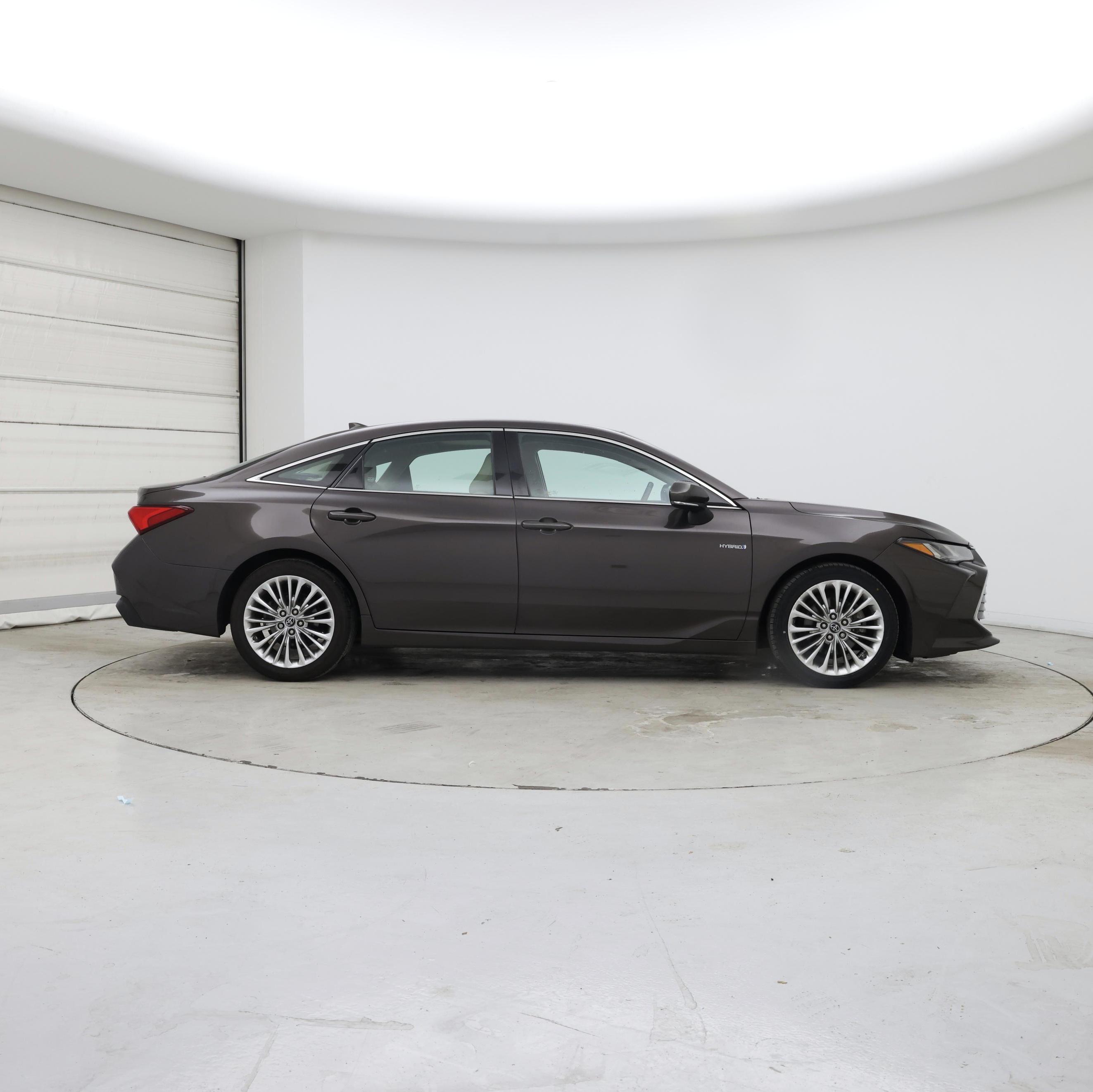 Thumbnail: 2019 Toyota Avalon - 7