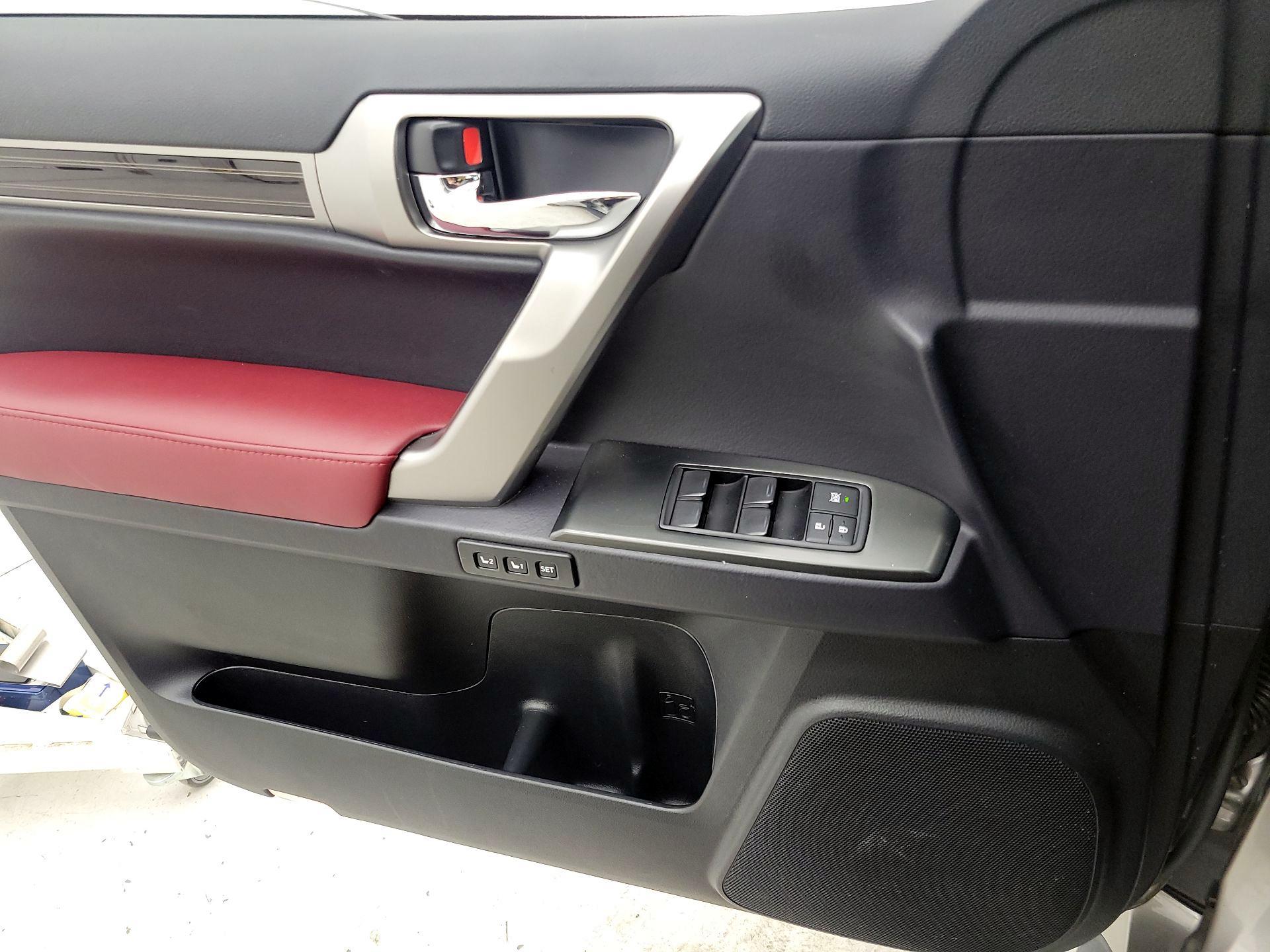 Thumbnail: 2023 Lexus GX - 12