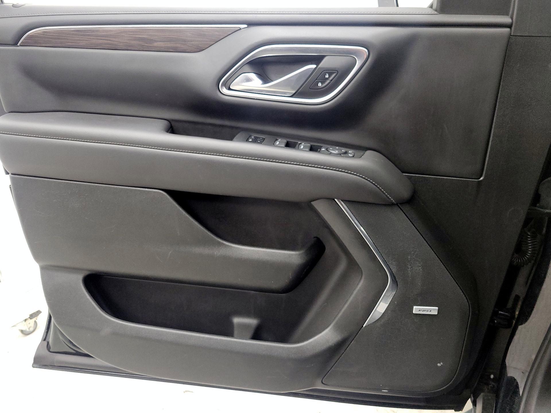 Thumbnail: 2021 Chevrolet Suburban - 12