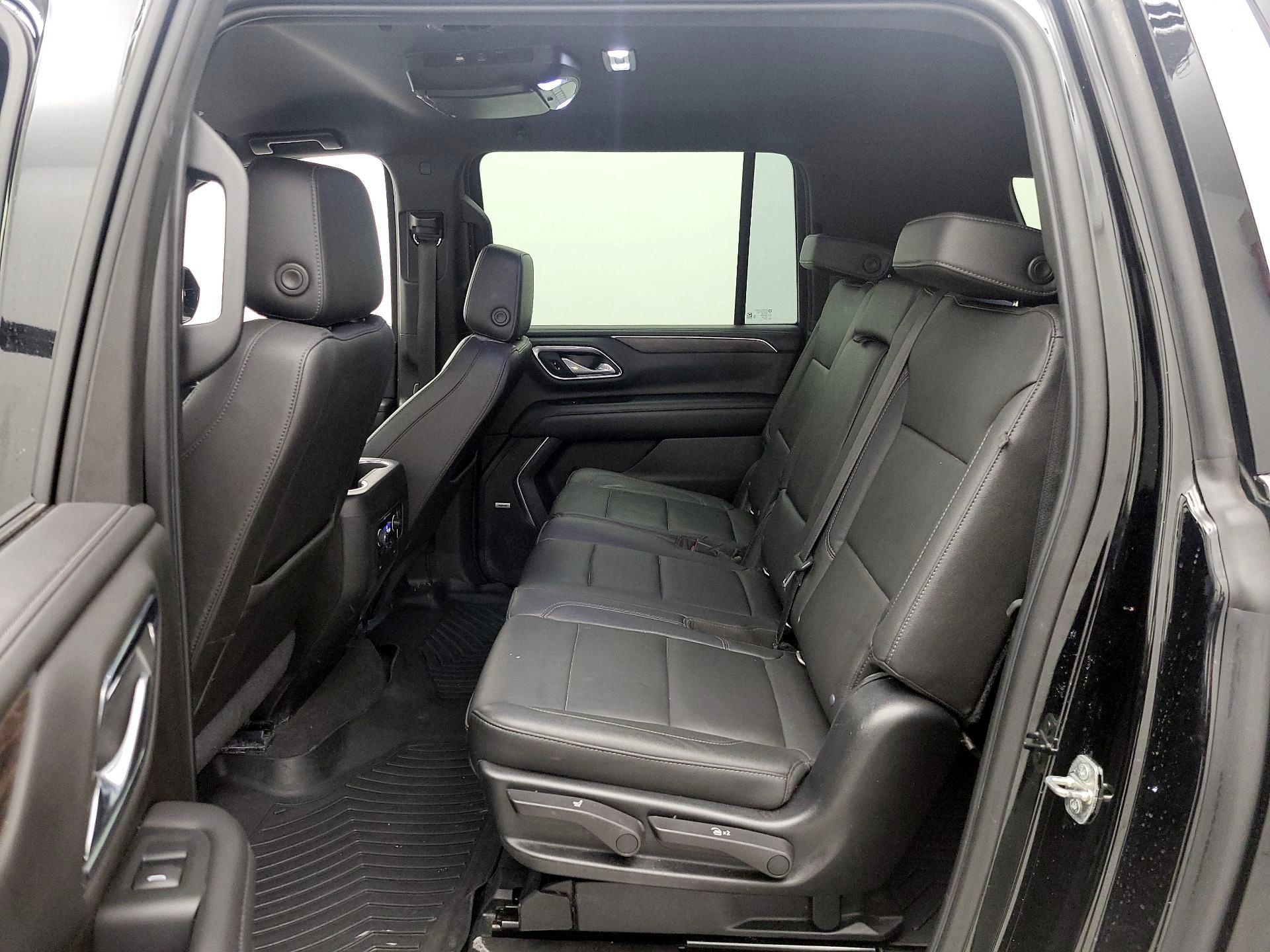 Thumbnail: 2021 Chevrolet Suburban - 19