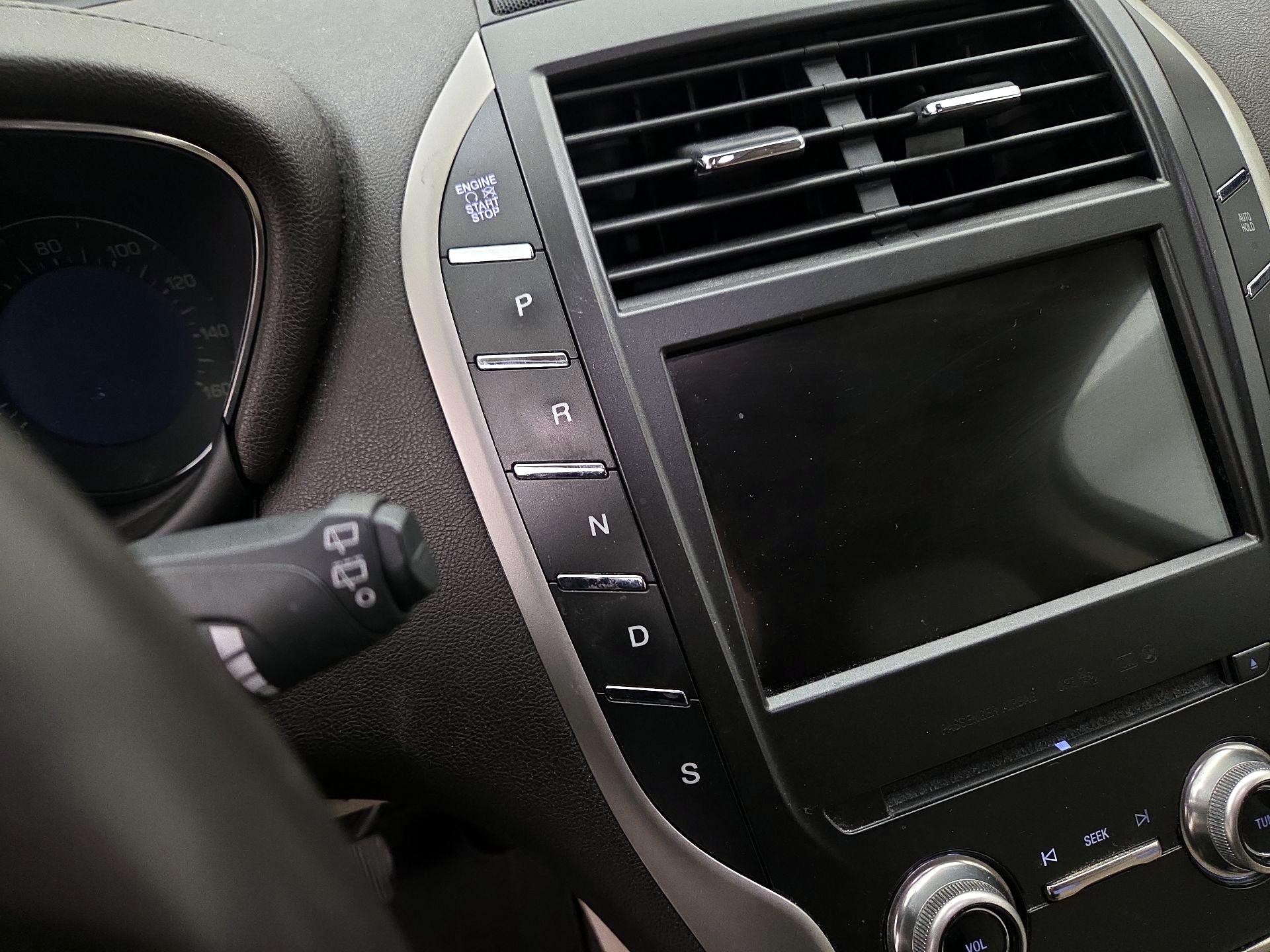 Thumbnail: 2017 Lincoln MKC - 17