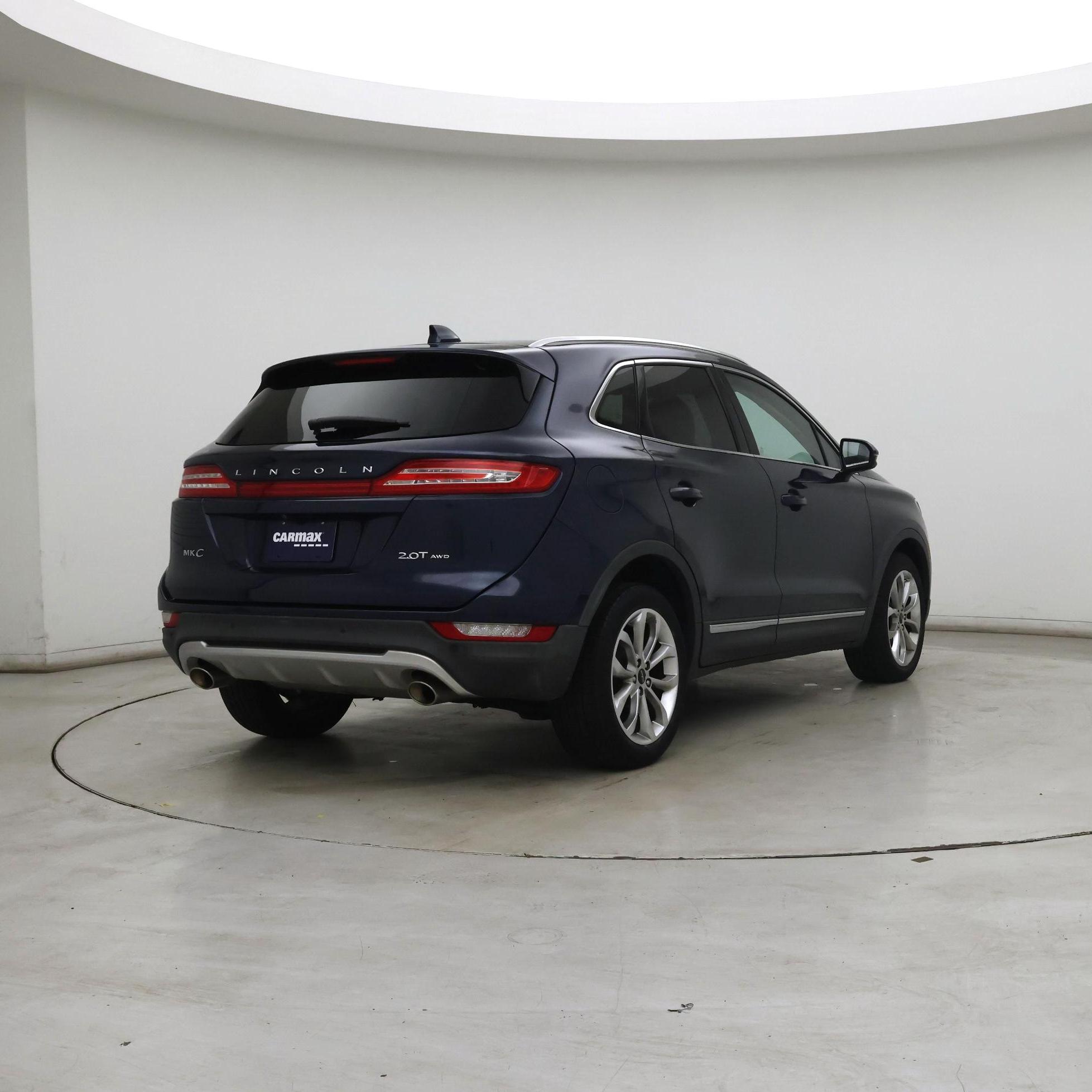 Thumbnail: 2017 Lincoln MKC - 8