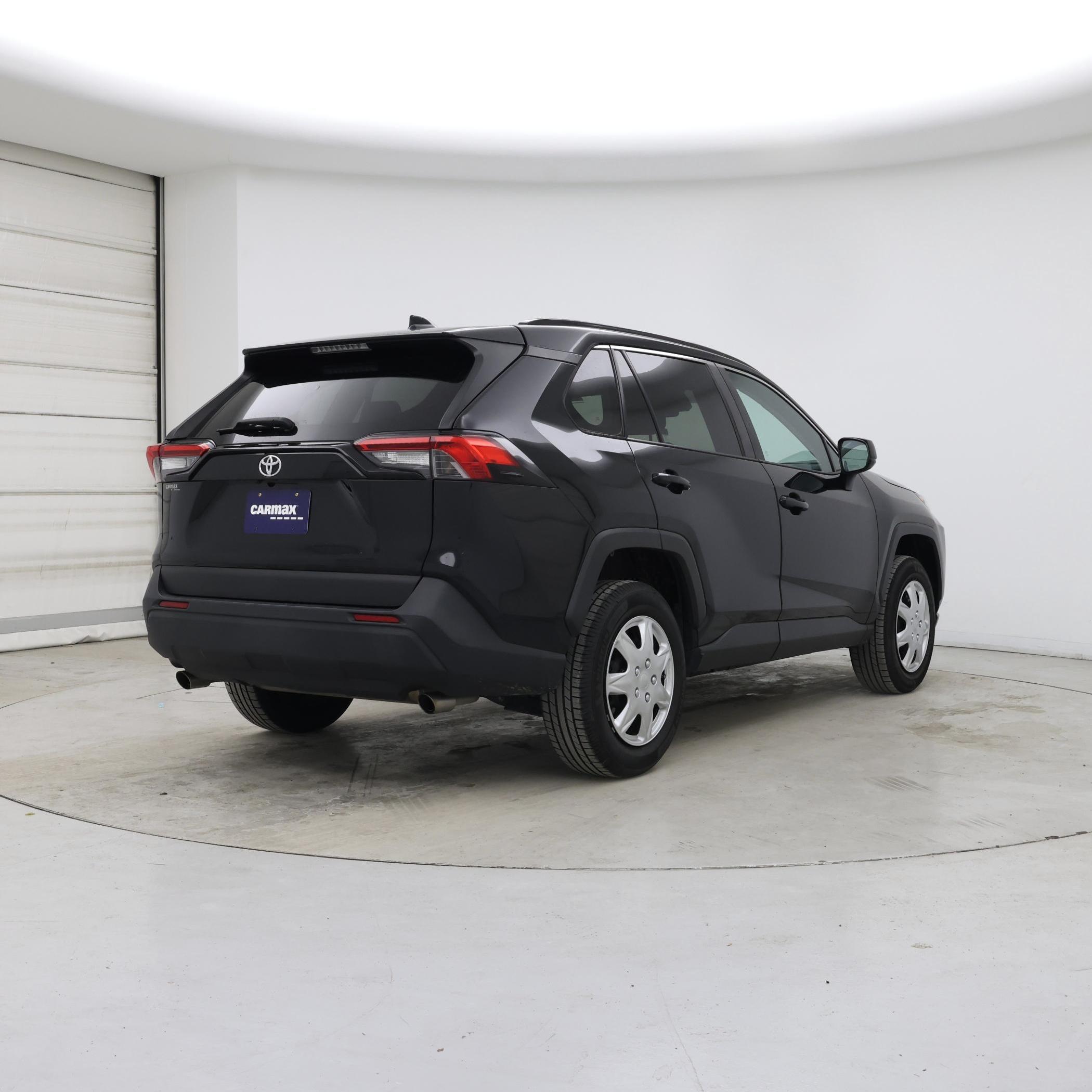 Thumbnail: 2020 Toyota RAV4 - 8