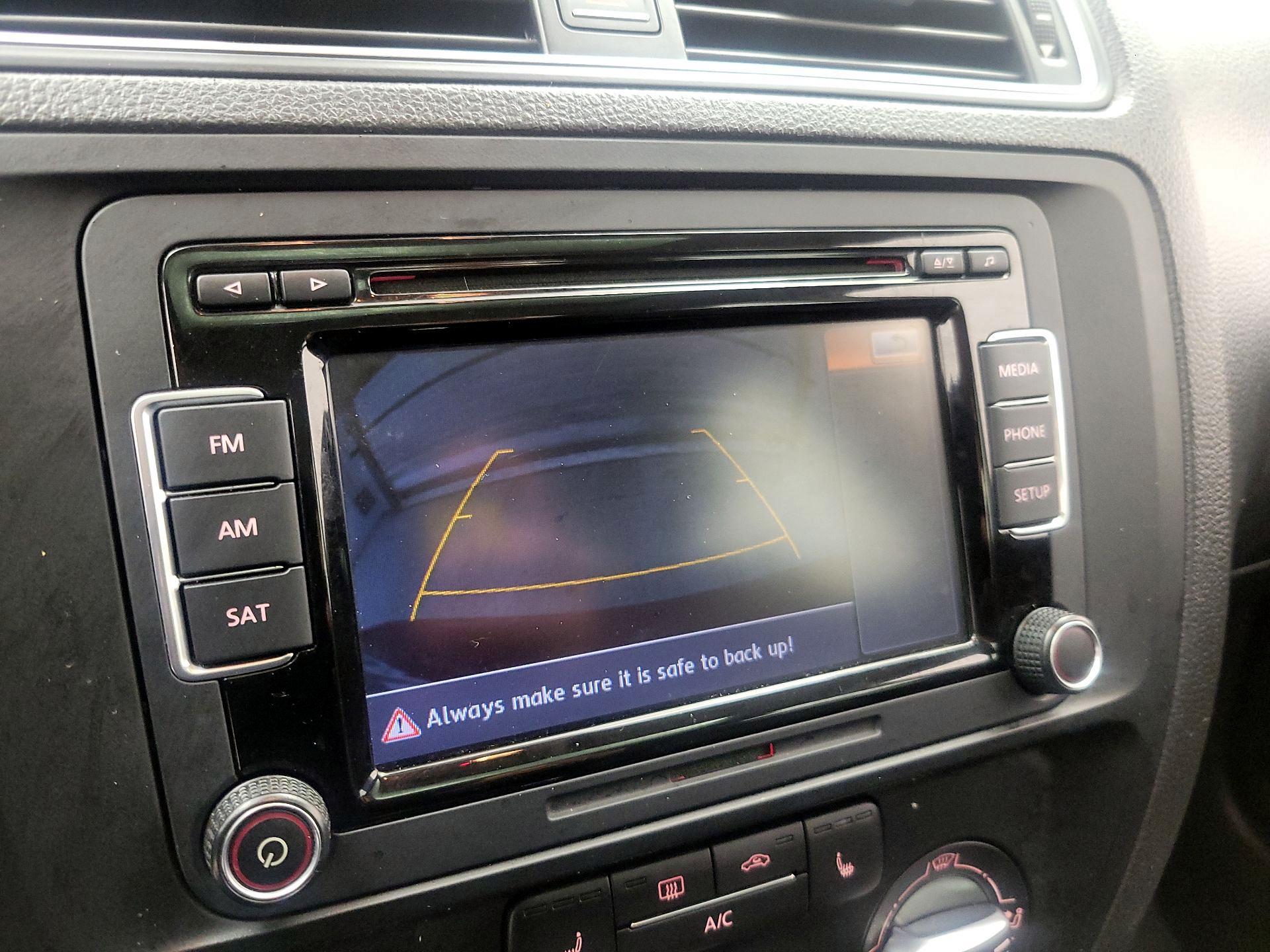 Thumbnail: 2015 Volkswagen Jetta - 13