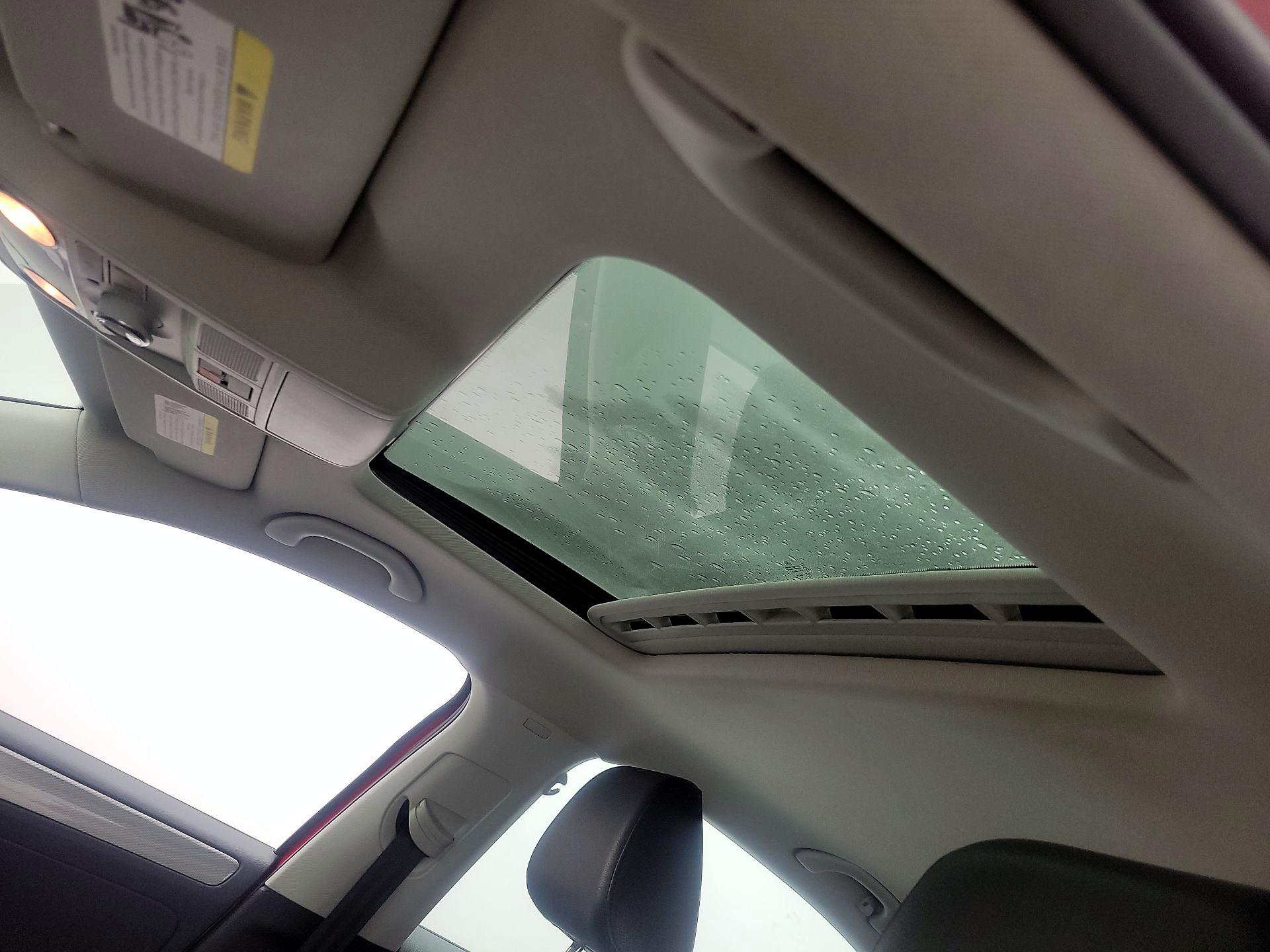 Thumbnail: 2015 Volkswagen Jetta - 17