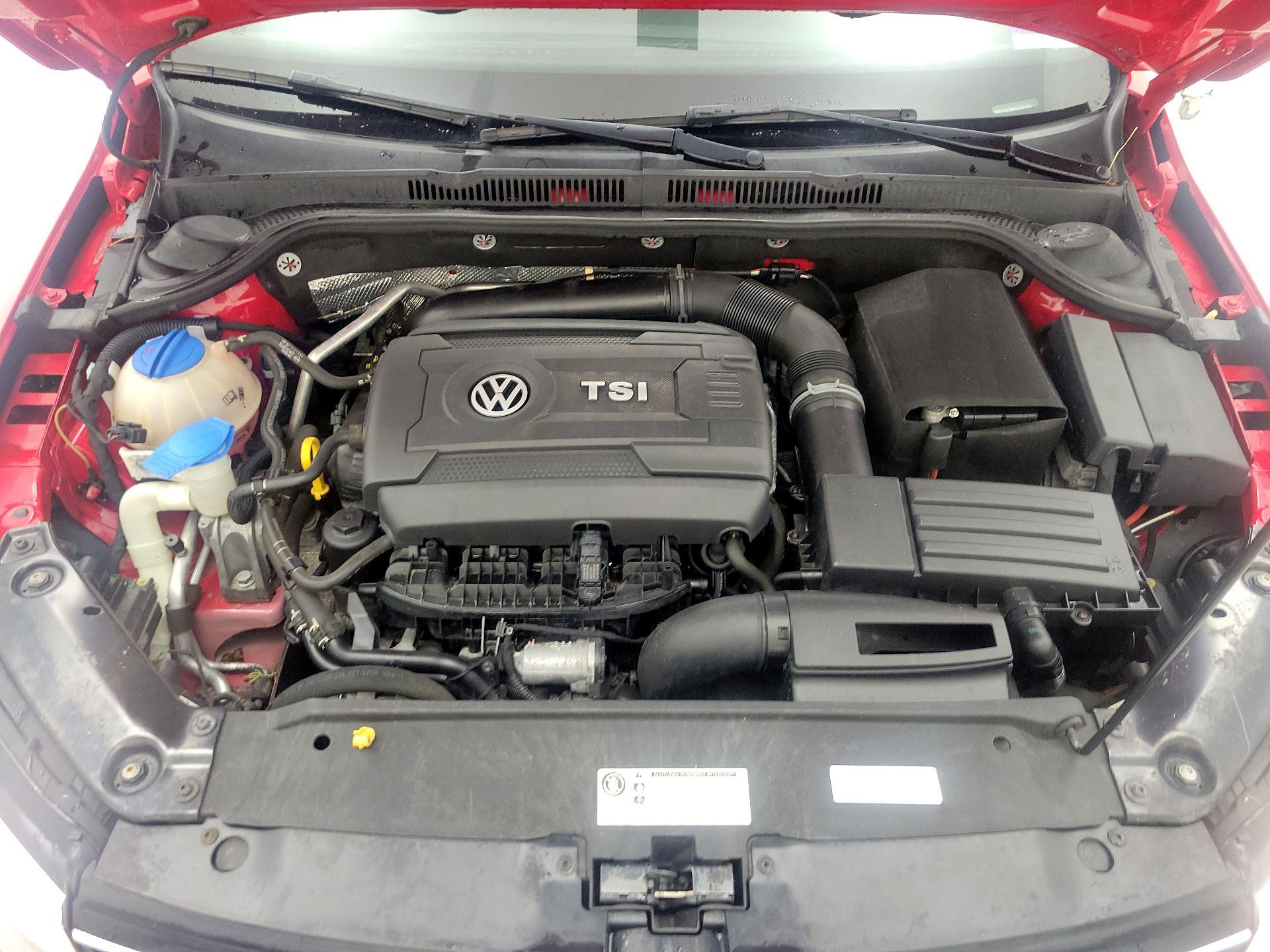 Thumbnail: 2015 Volkswagen Jetta - 20