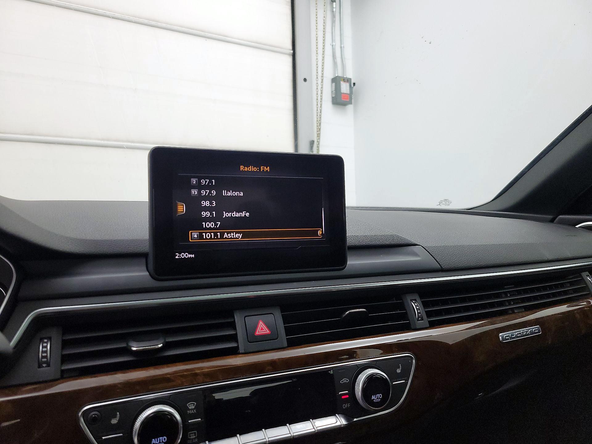 Thumbnail: 2019 Audi A4 - 16