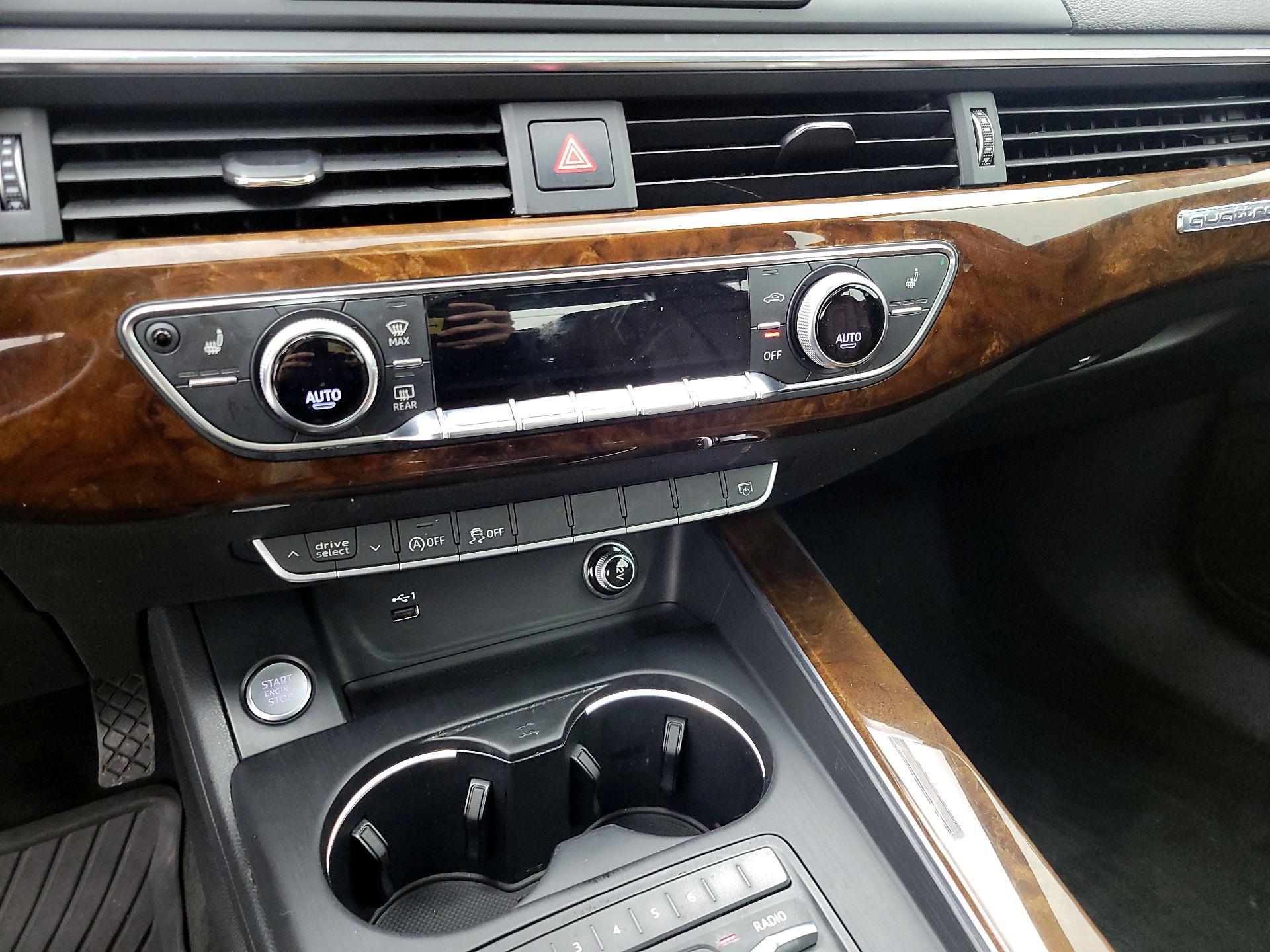 Thumbnail: 2019 Audi A4 - 17