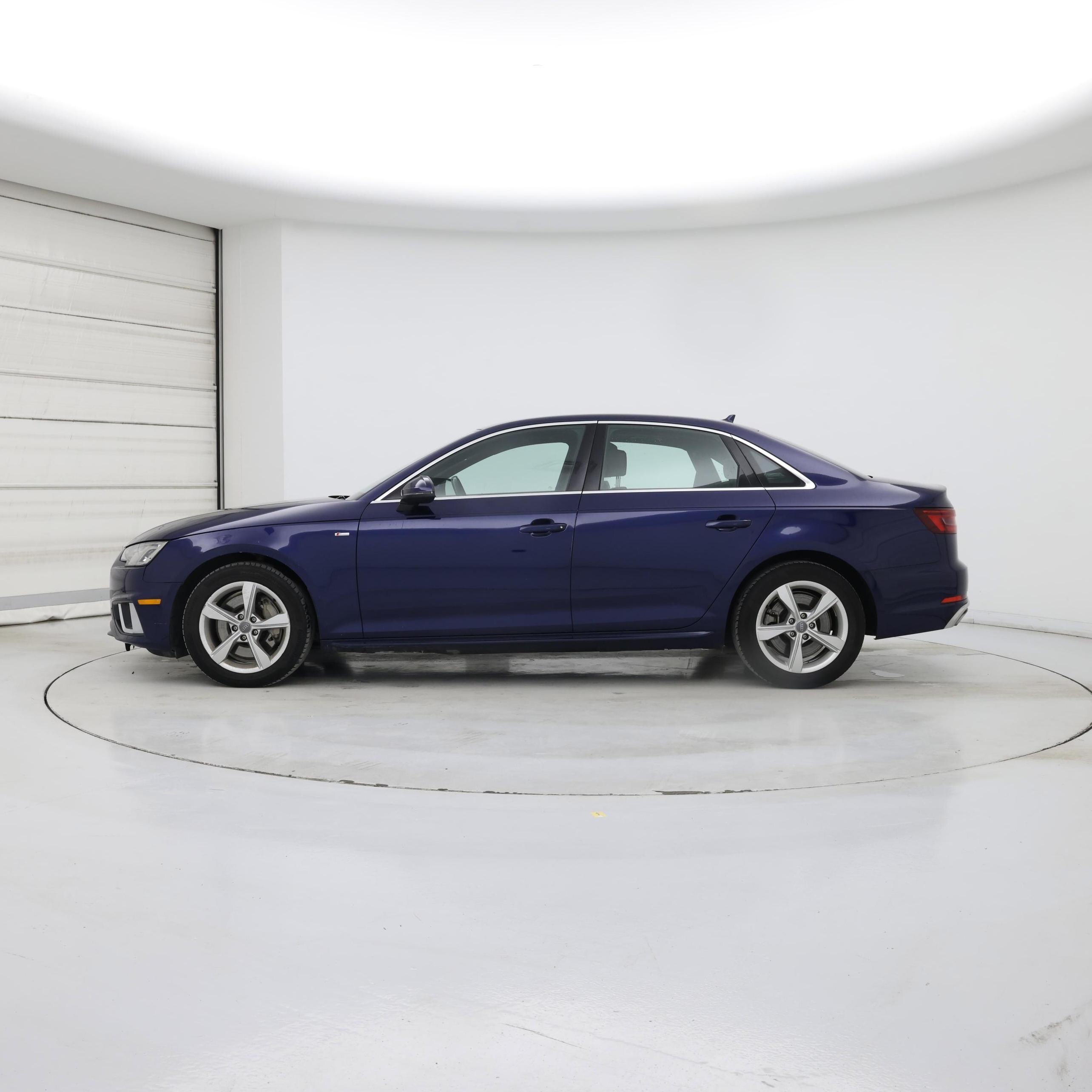 Thumbnail: 2019 Audi A4 - 3