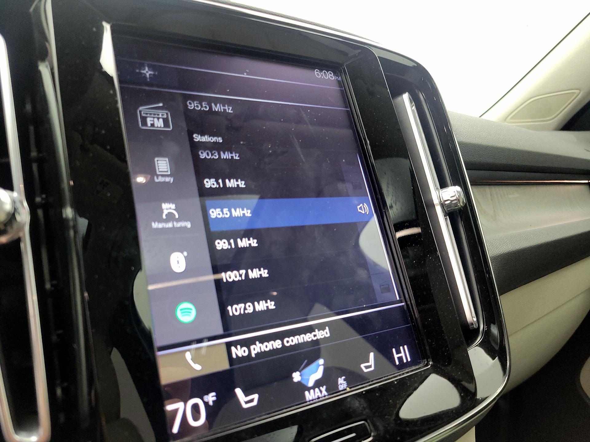 Thumbnail: 2020 Volvo XC40 - 15