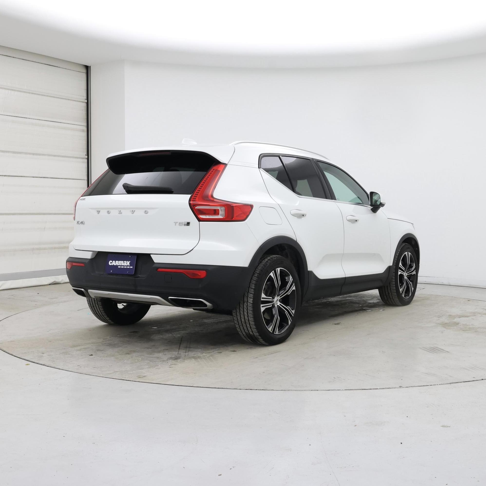 Thumbnail: 2020 Volvo XC40 - 8