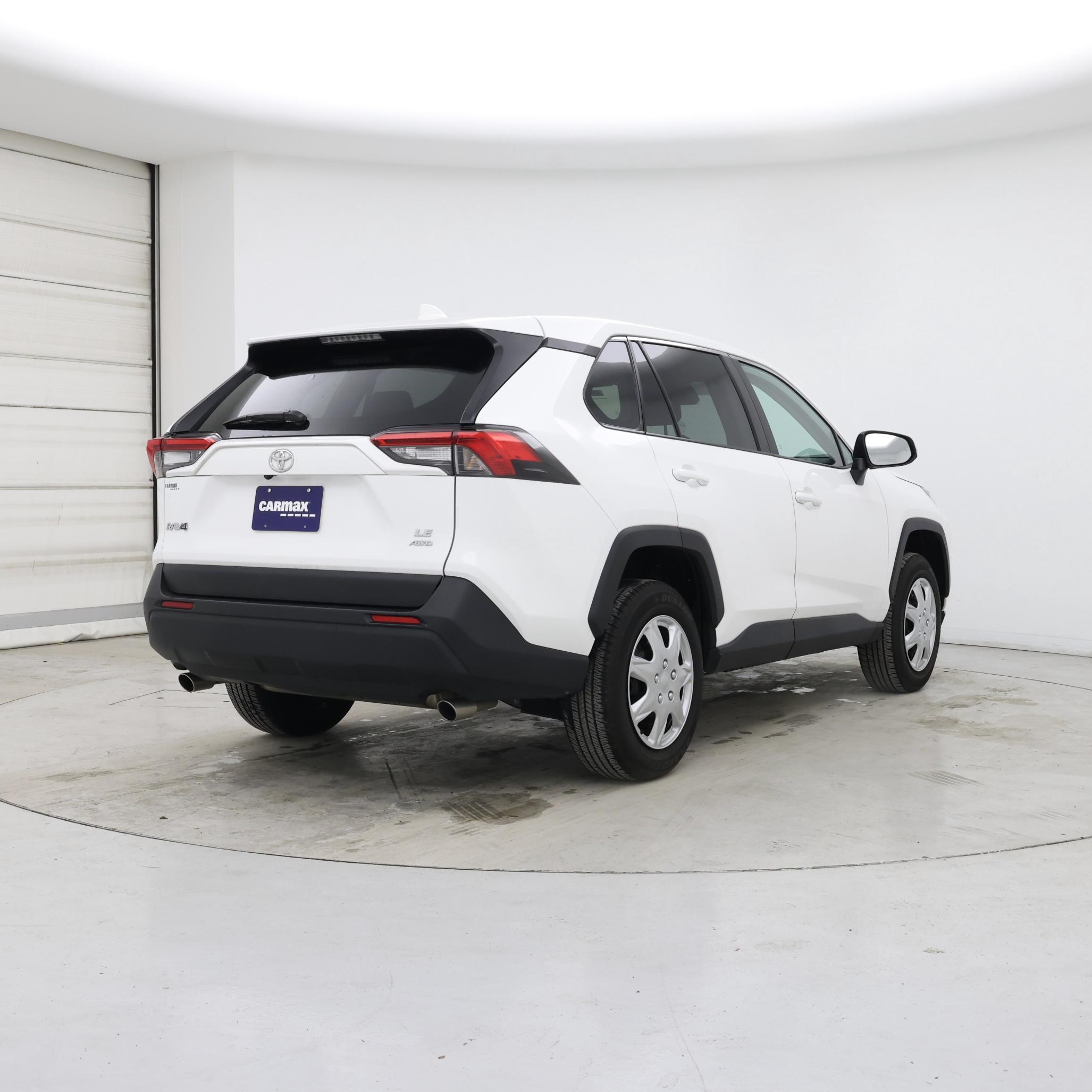 Thumbnail: 2025 Toyota RAV4 - 8