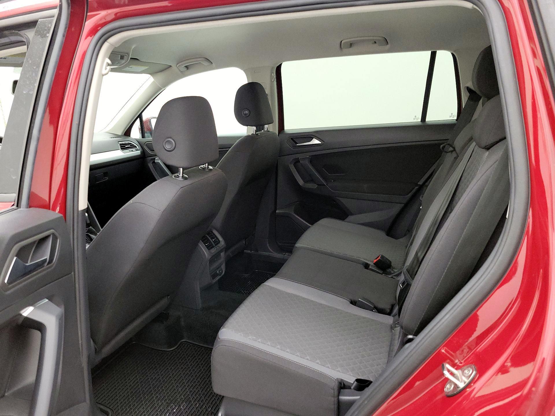 Thumbnail: 2019 Volkswagen Tiguan - 19