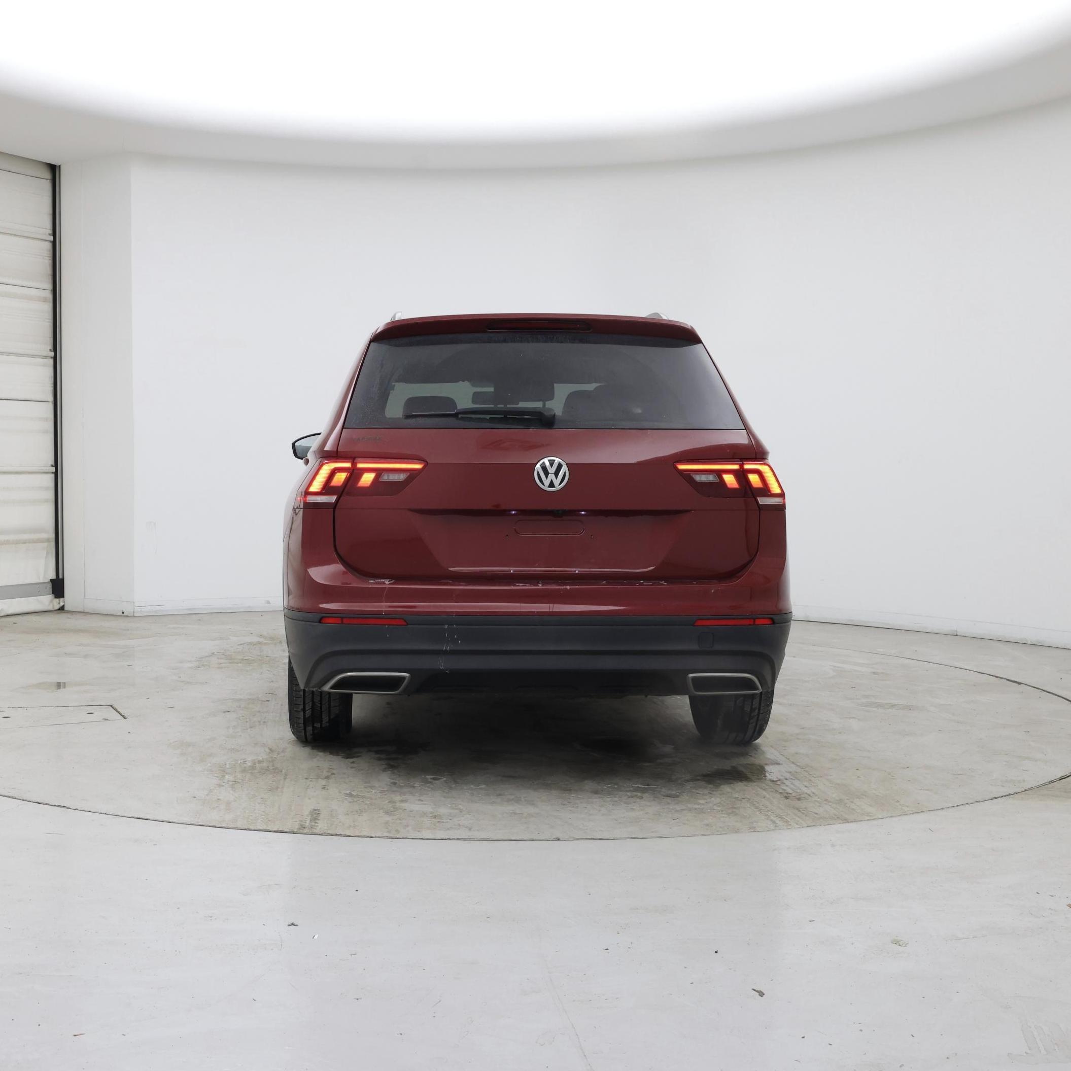 Thumbnail: 2019 Volkswagen Tiguan - 6
