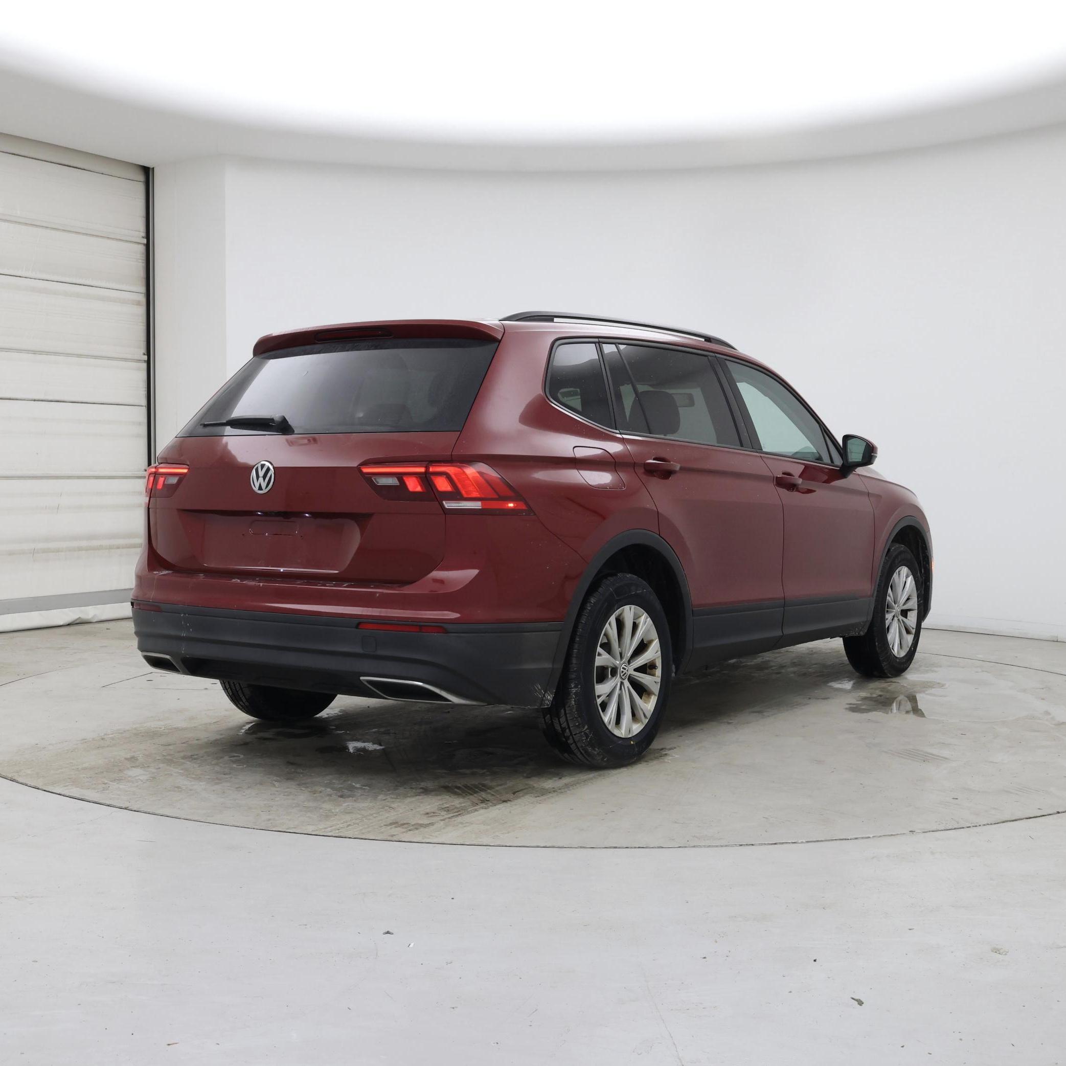 Thumbnail: 2019 Volkswagen Tiguan - 8