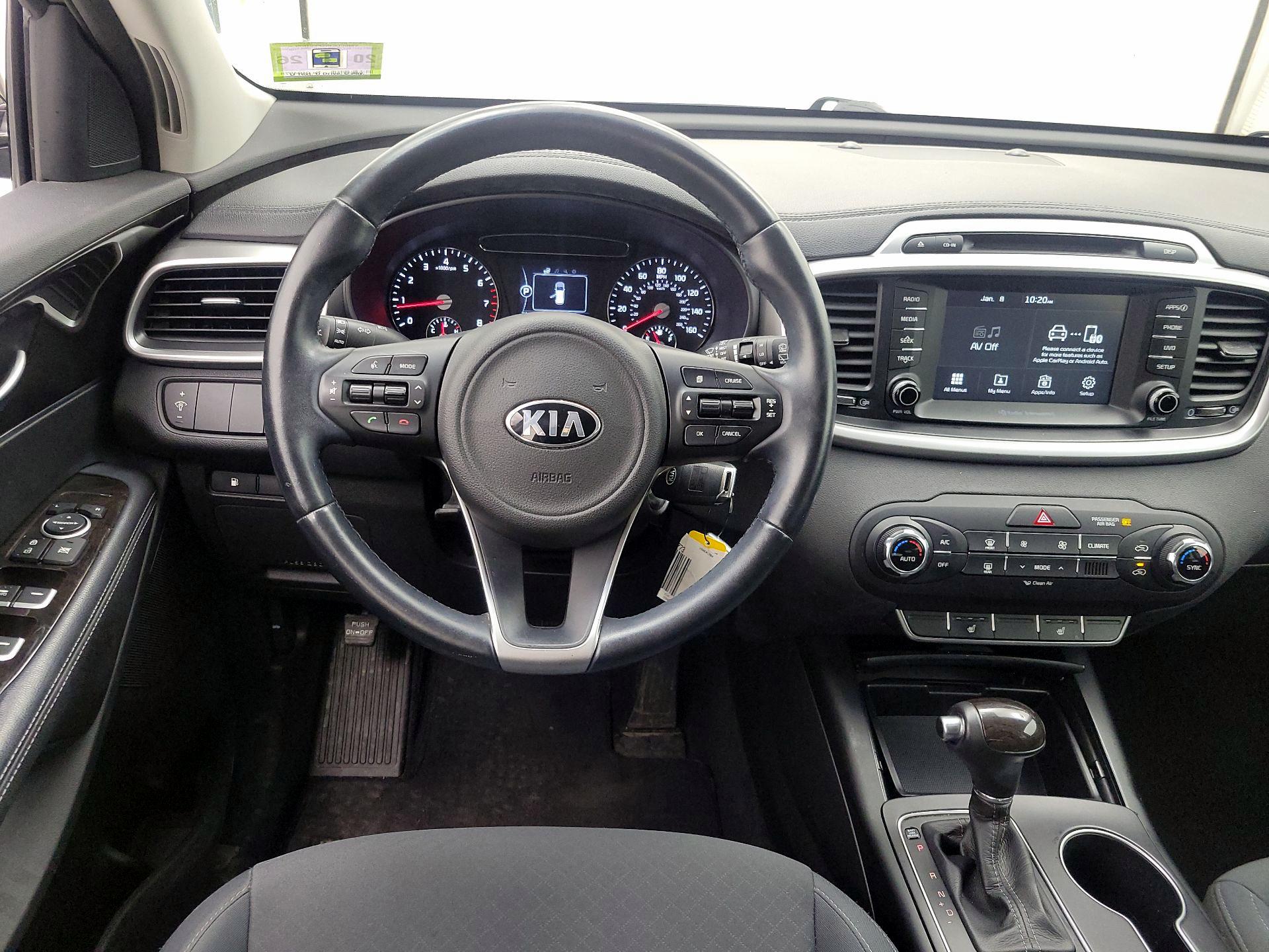 Thumbnail: 2017 Kia Sorento - 10