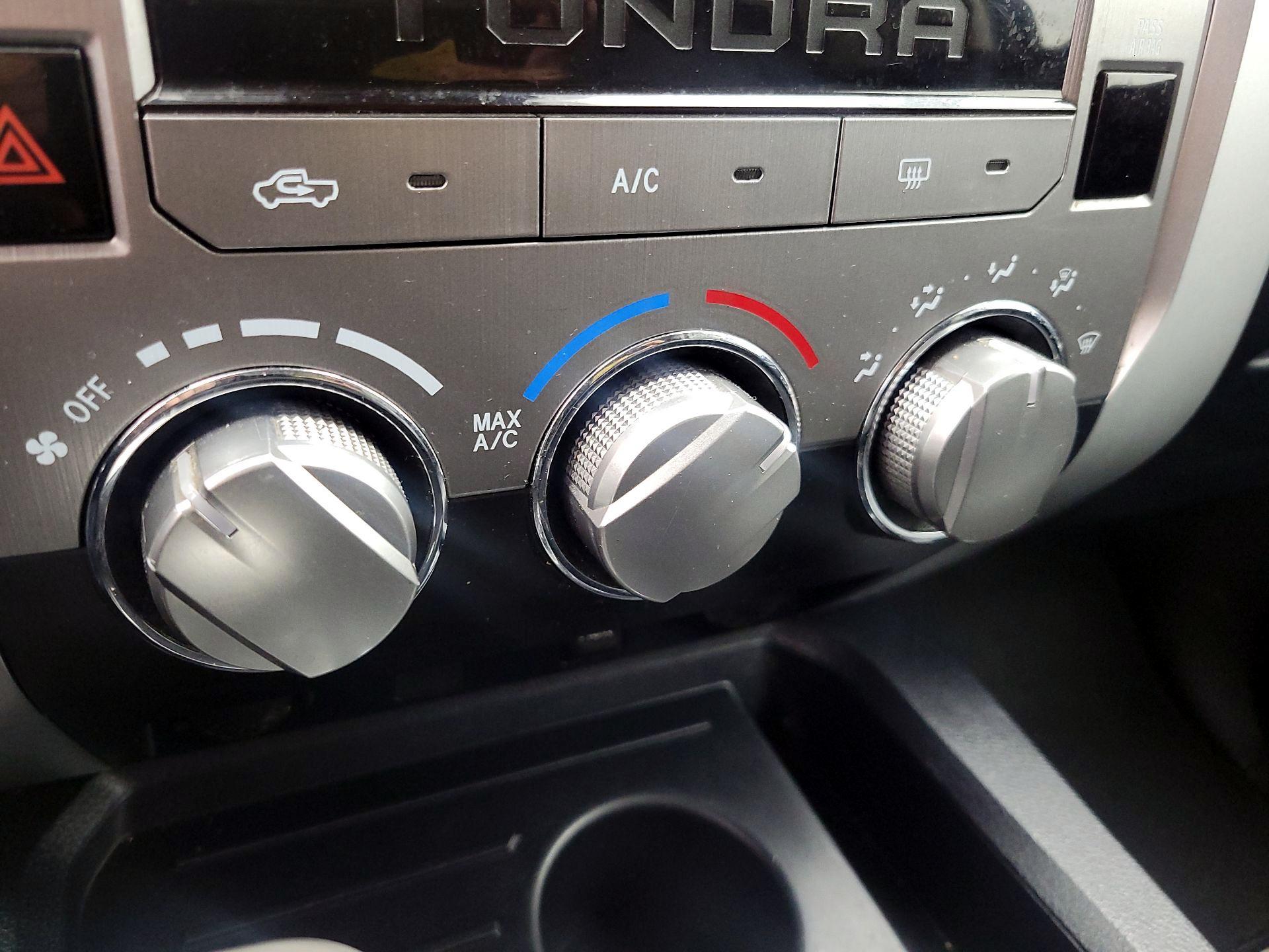 Thumbnail: 2019 Toyota Tundra - 16