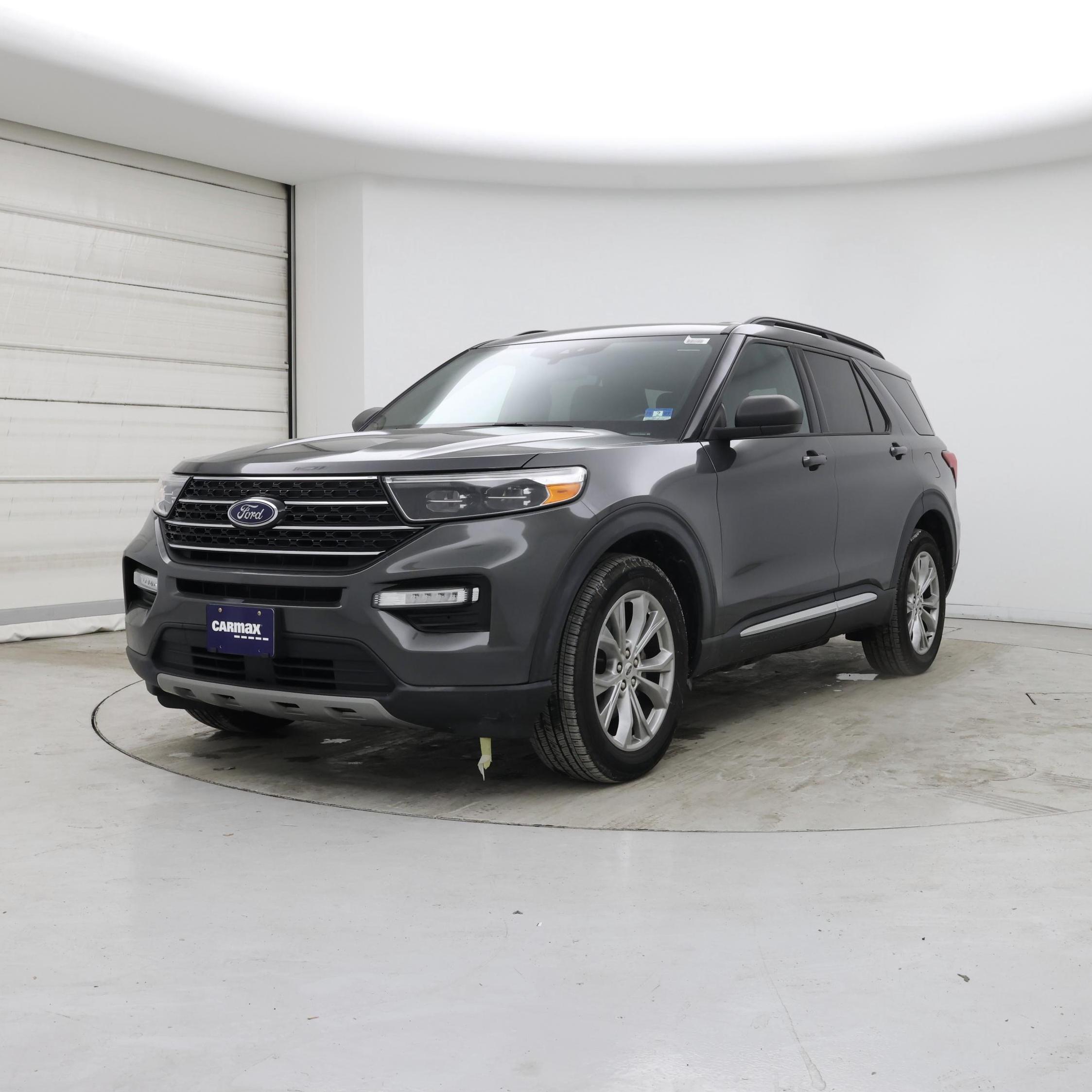 Thumbnail: 2020 Ford Explorer - 4