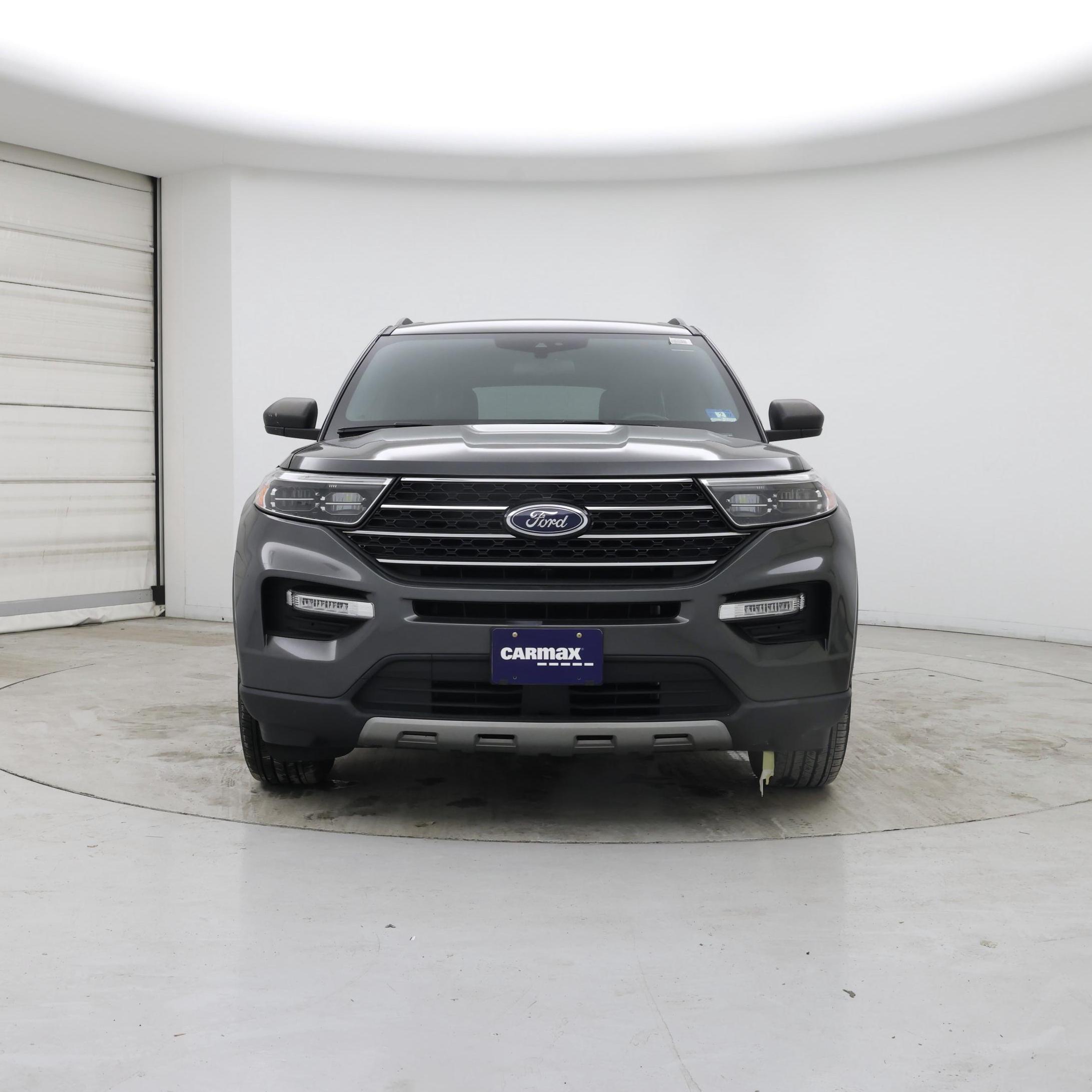 Thumbnail: 2020 Ford Explorer - 5