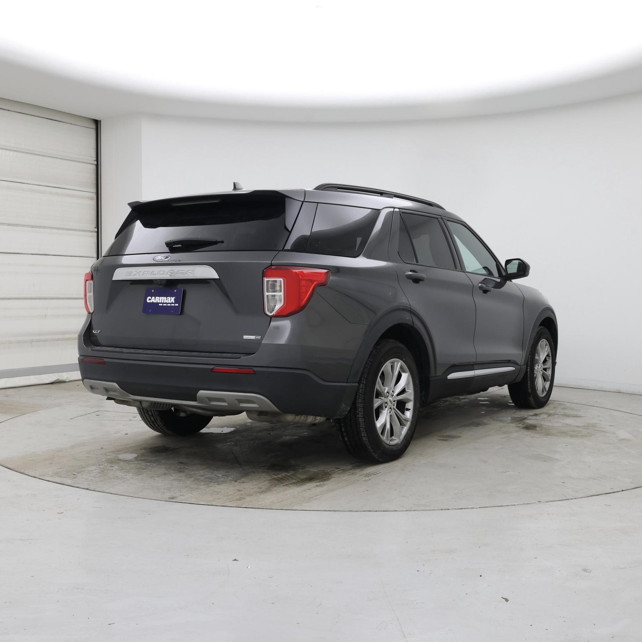 Thumbnail: 2020 Ford Explorer - 8