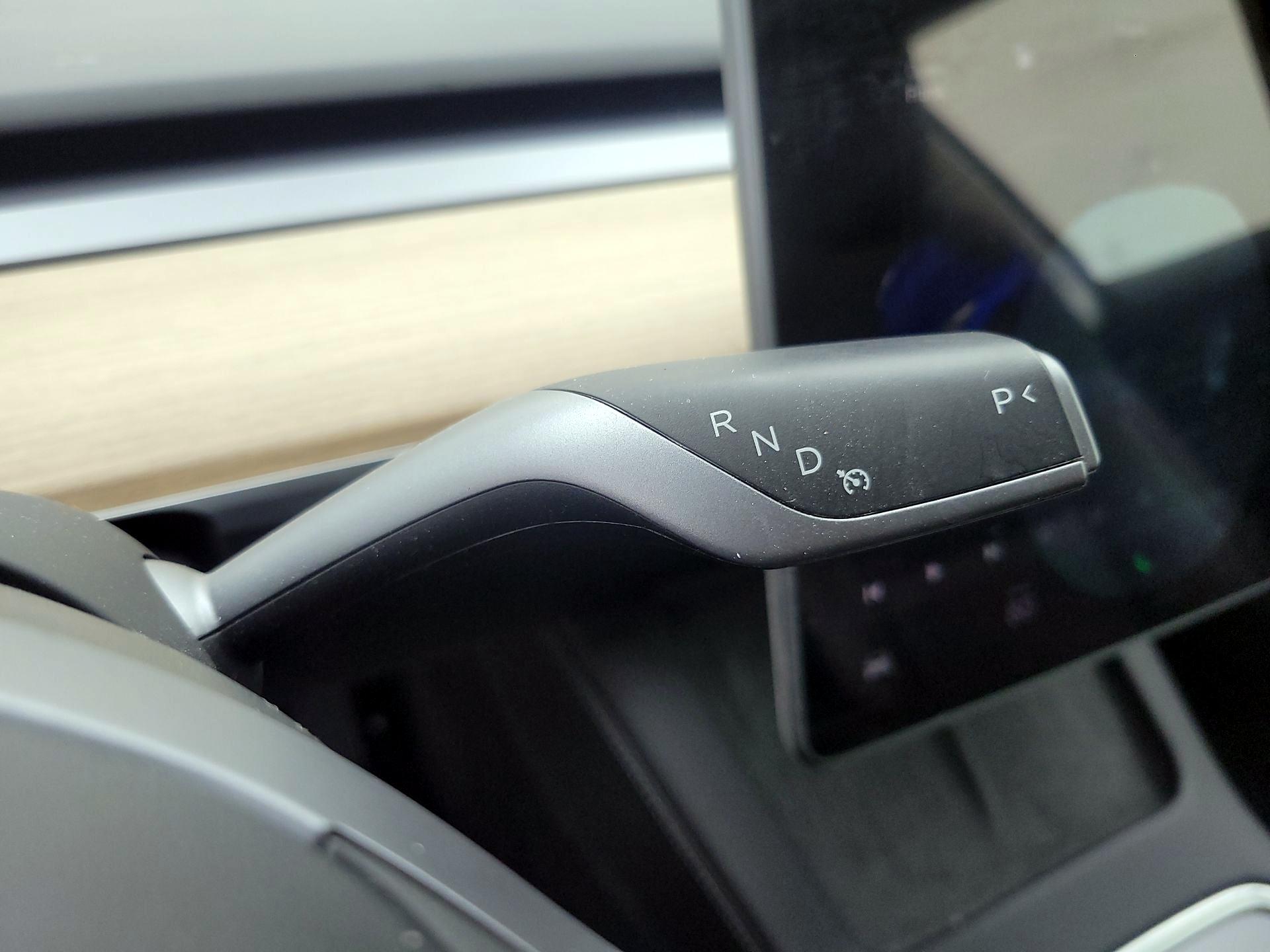 Thumbnail: 2023 Tesla Model 3 - 17