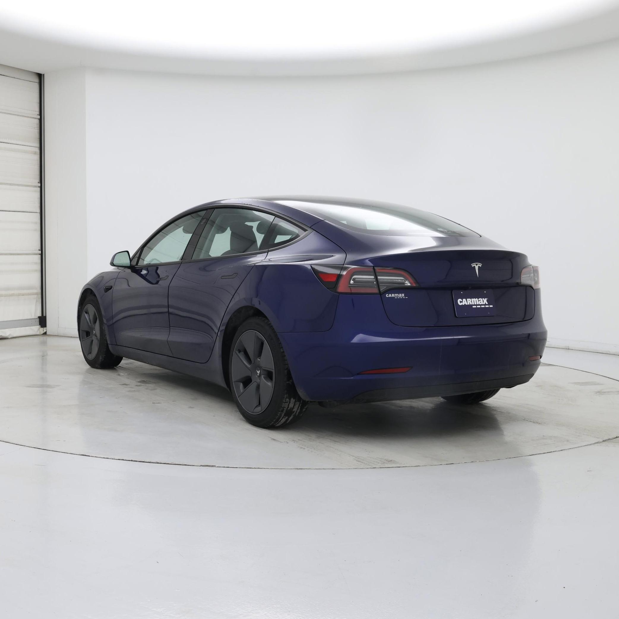 Thumbnail: 2023 Tesla Model 3 - 2
