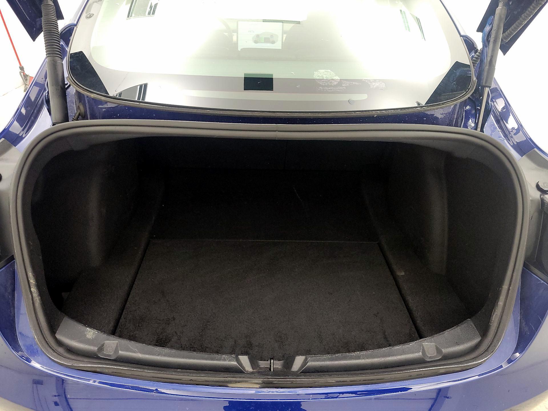 Thumbnail: 2023 Tesla Model 3 - 19