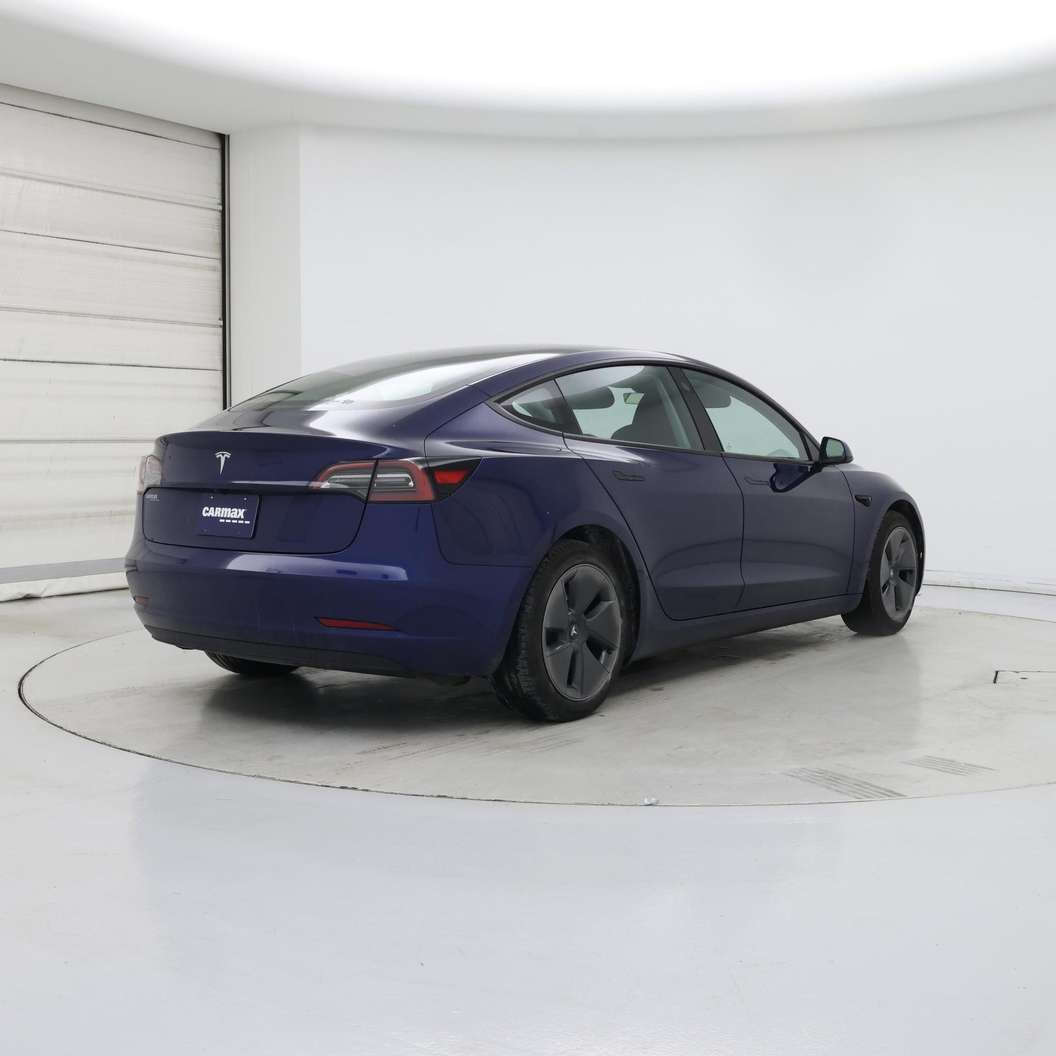 Thumbnail: 2023 Tesla Model 3 - 8