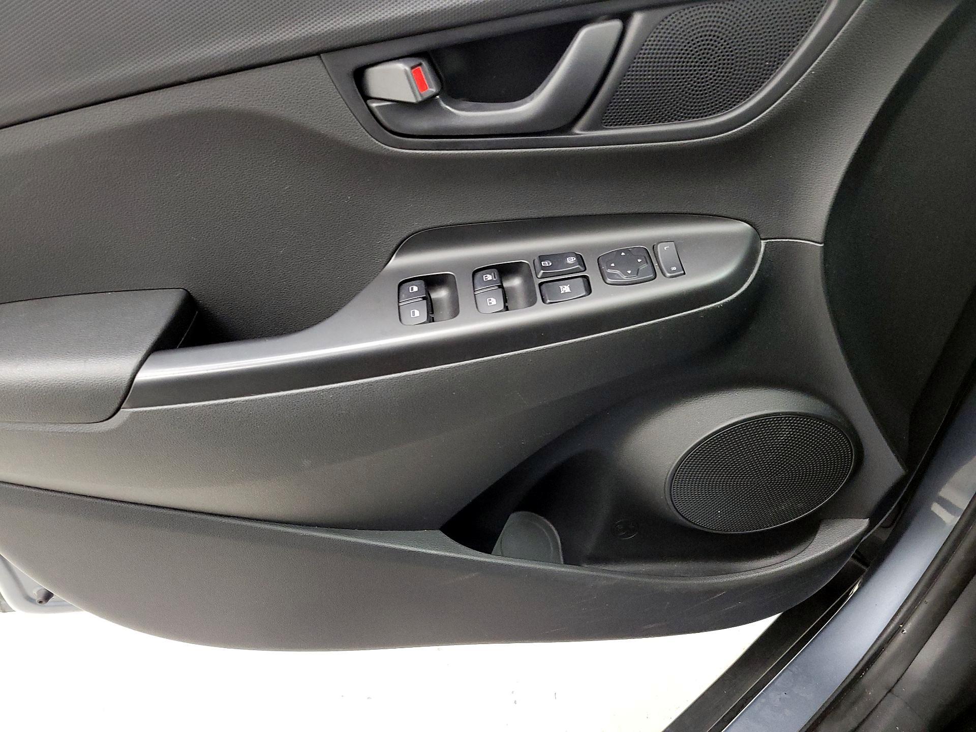 Thumbnail: 2019 Hyundai Kona - 12