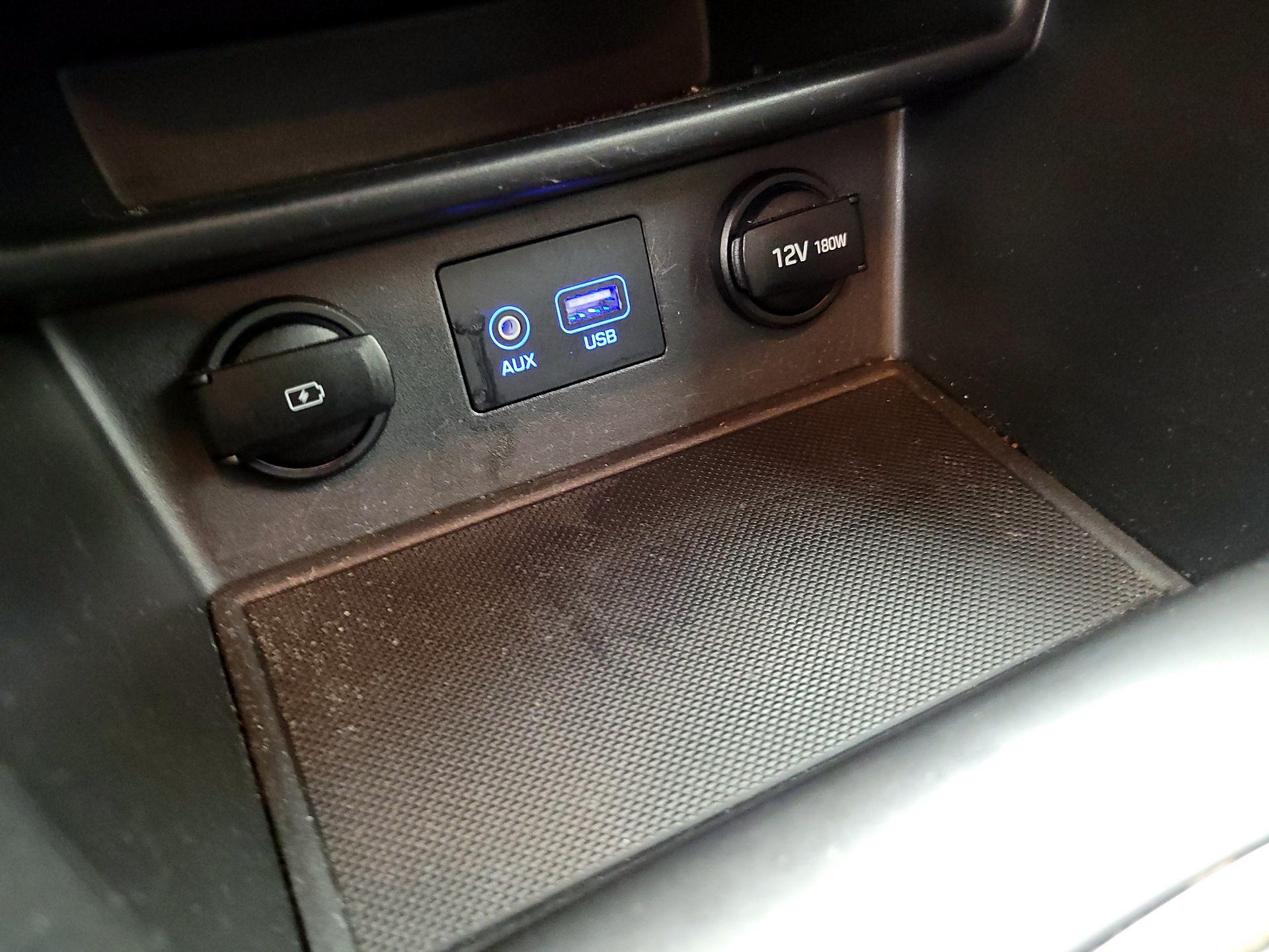 Thumbnail: 2019 Hyundai Kona - 18