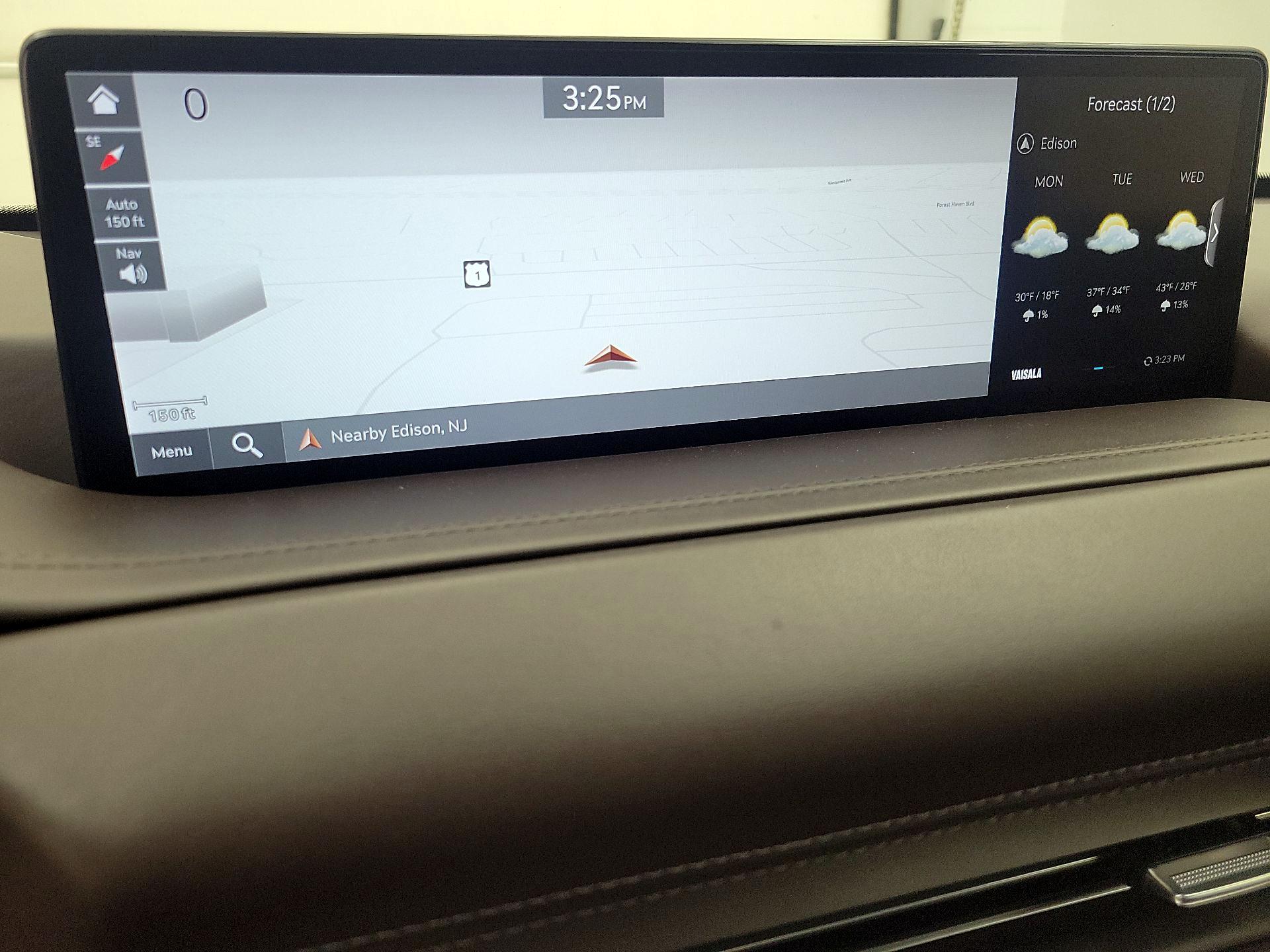 Thumbnail: 2023 Genesis GV80 - 14