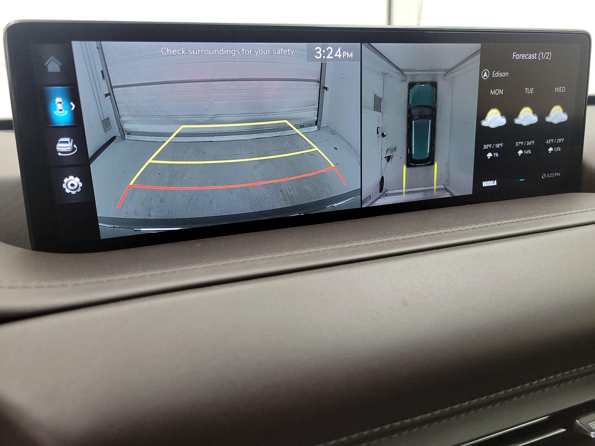 Thumbnail: 2023 Genesis GV80 - 15