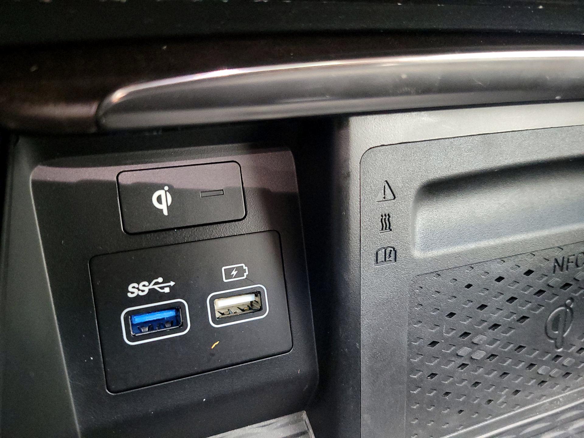 Thumbnail: 2023 Genesis GV80 - 19