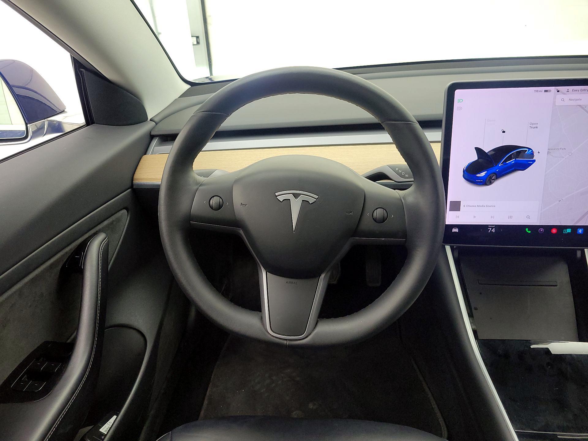 Thumbnail: 2020 Tesla Model 3 - 10