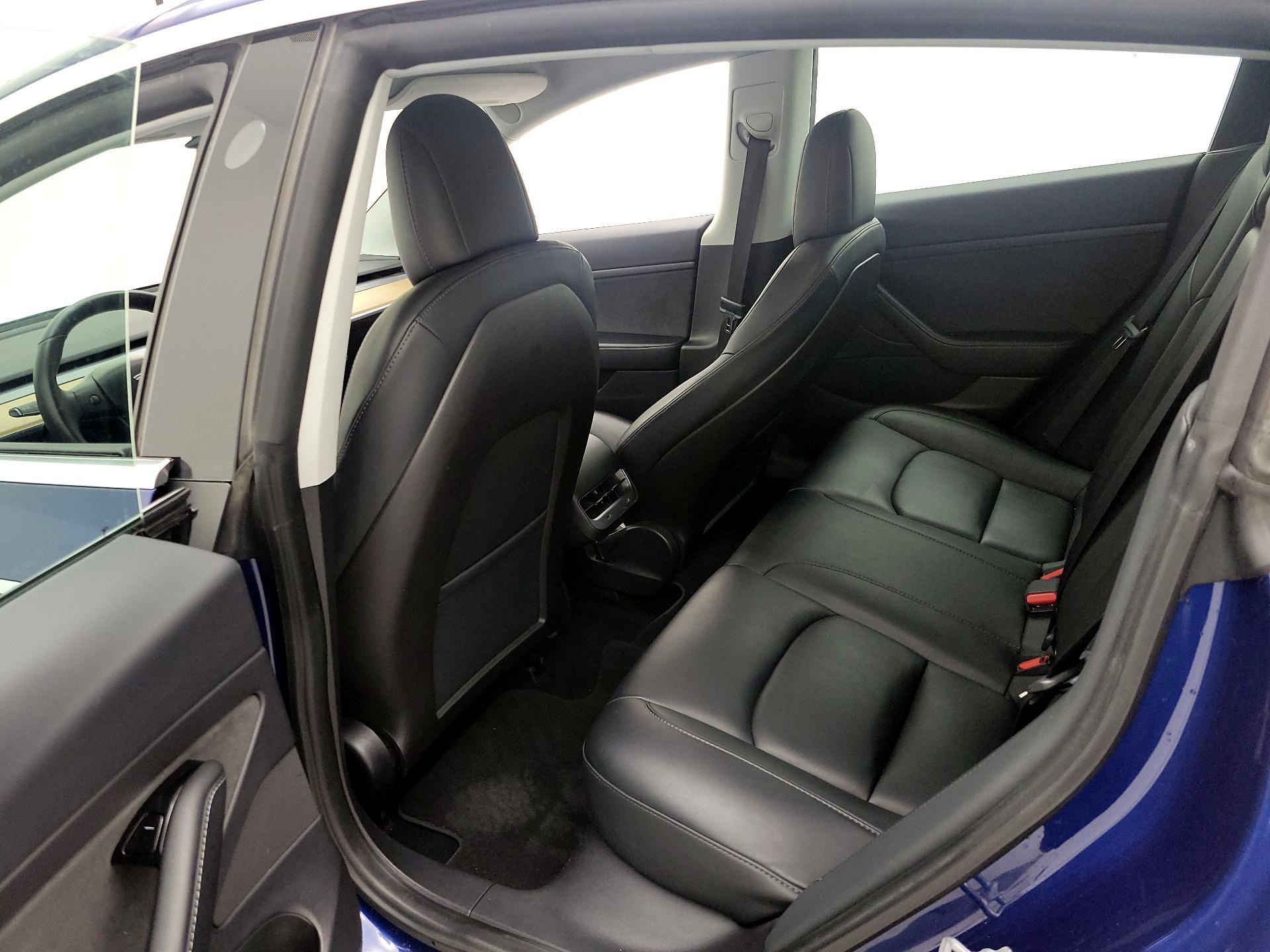 Thumbnail: 2020 Tesla Model 3 - 18