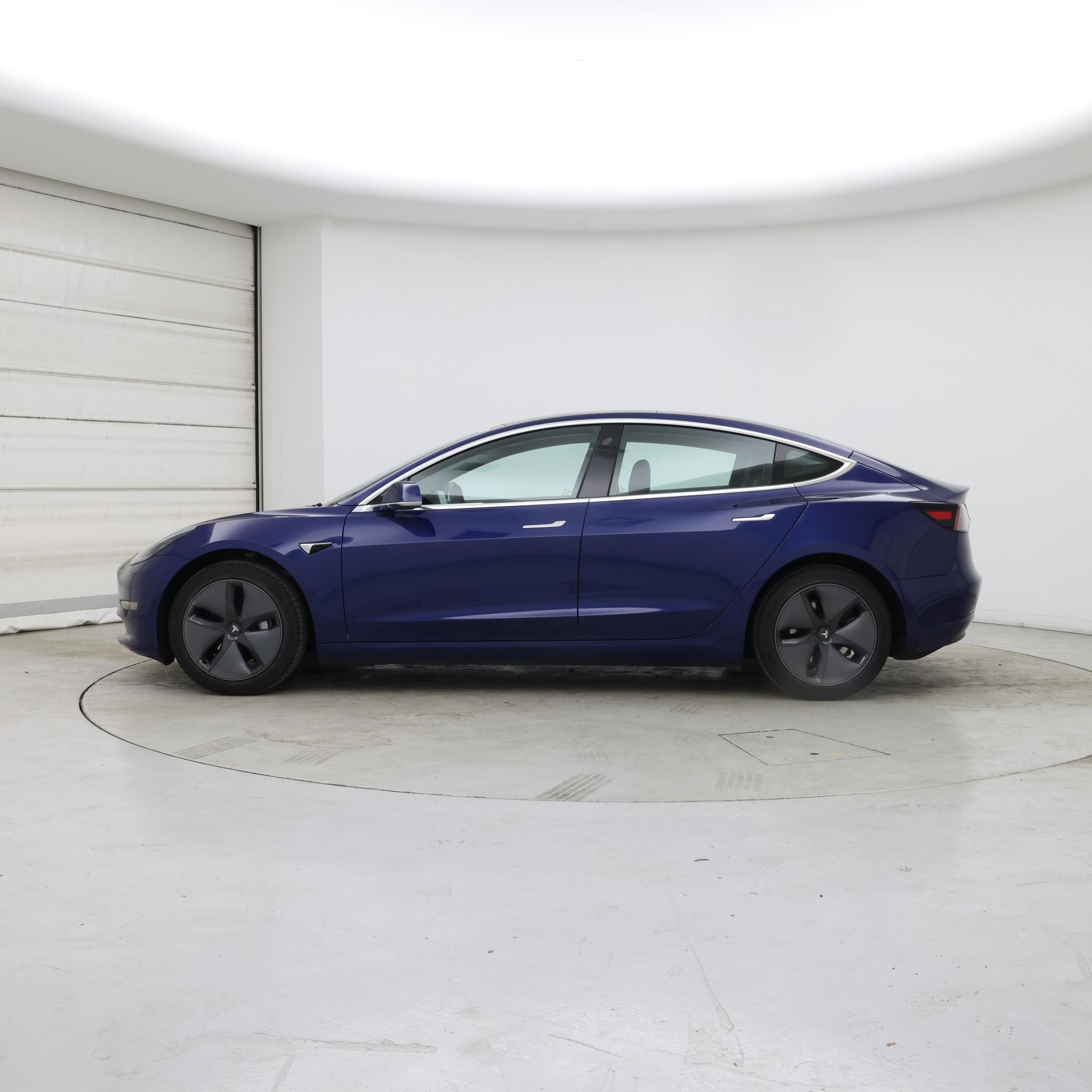 Thumbnail: 2020 Tesla Model 3 - 3