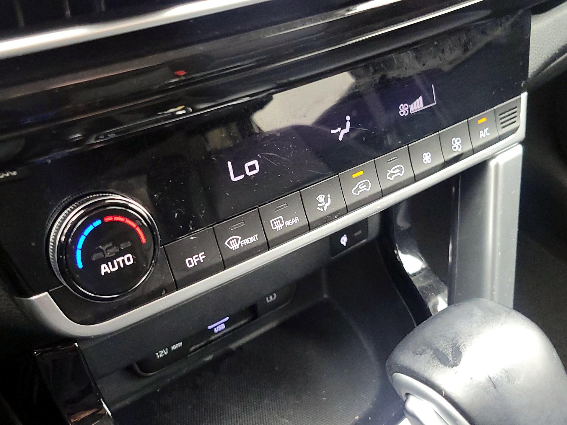 Thumbnail: 2021 Kia Seltos - 16