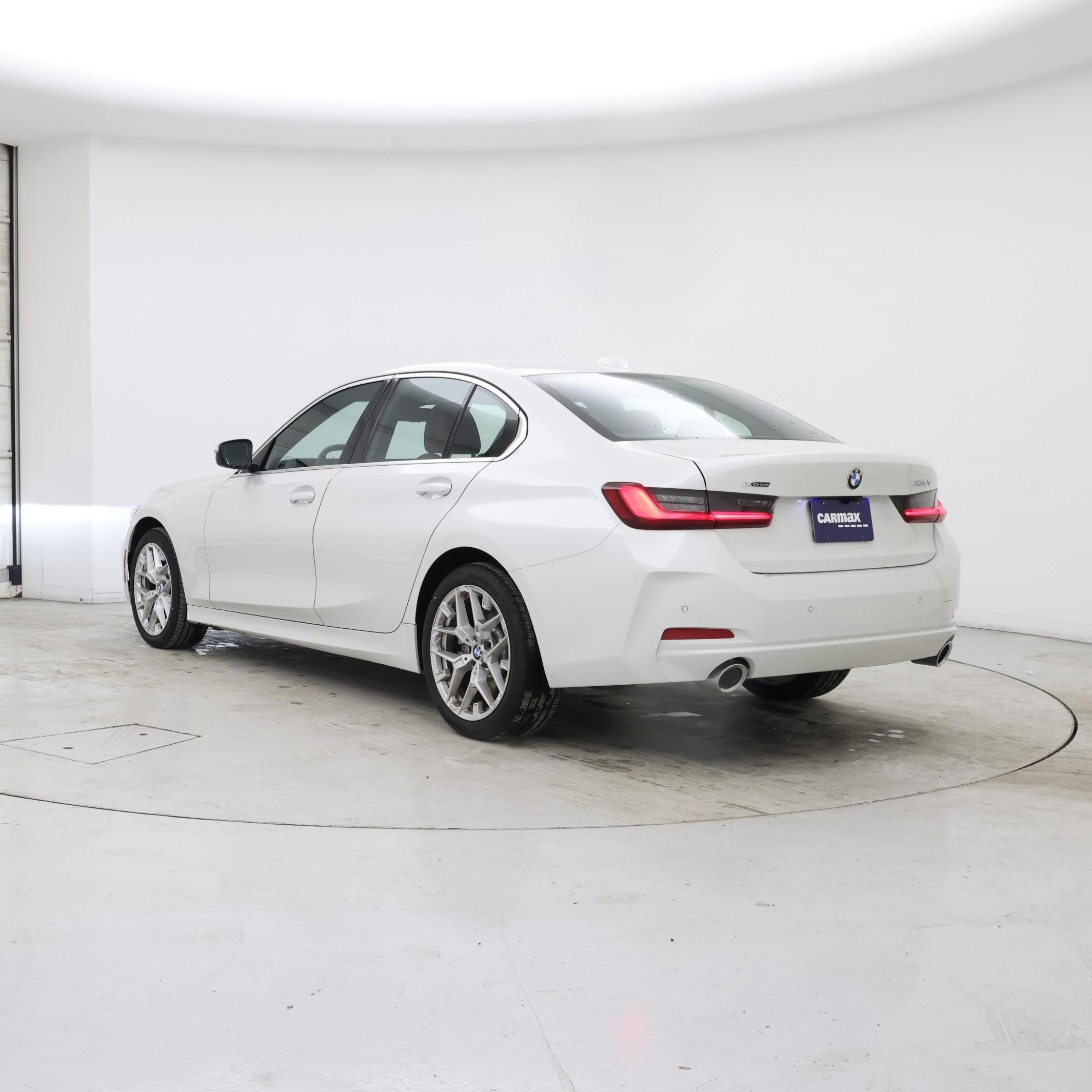 Thumbnail: 2025 BMW 3 Series - 2