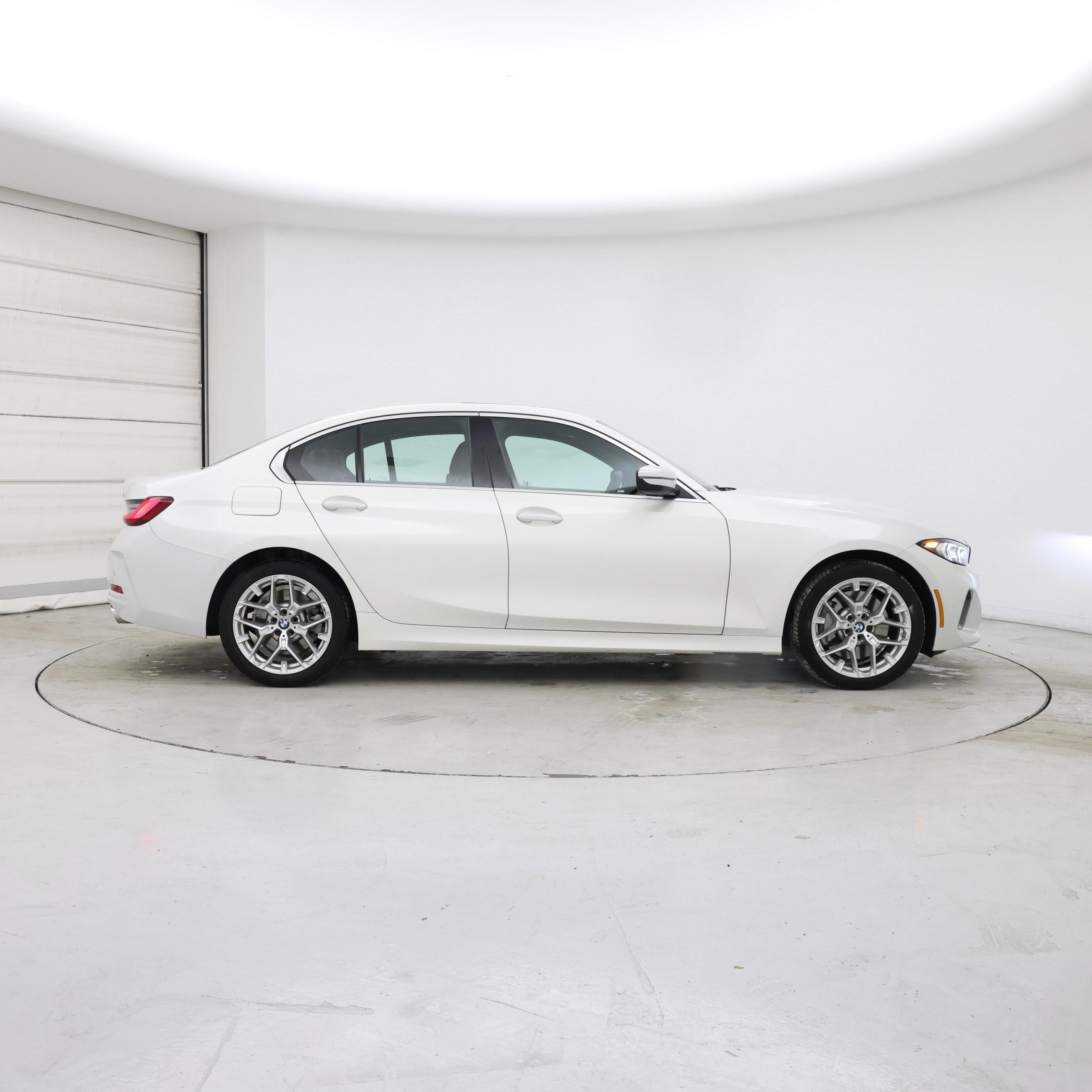 Thumbnail: 2025 BMW 3 Series - 7