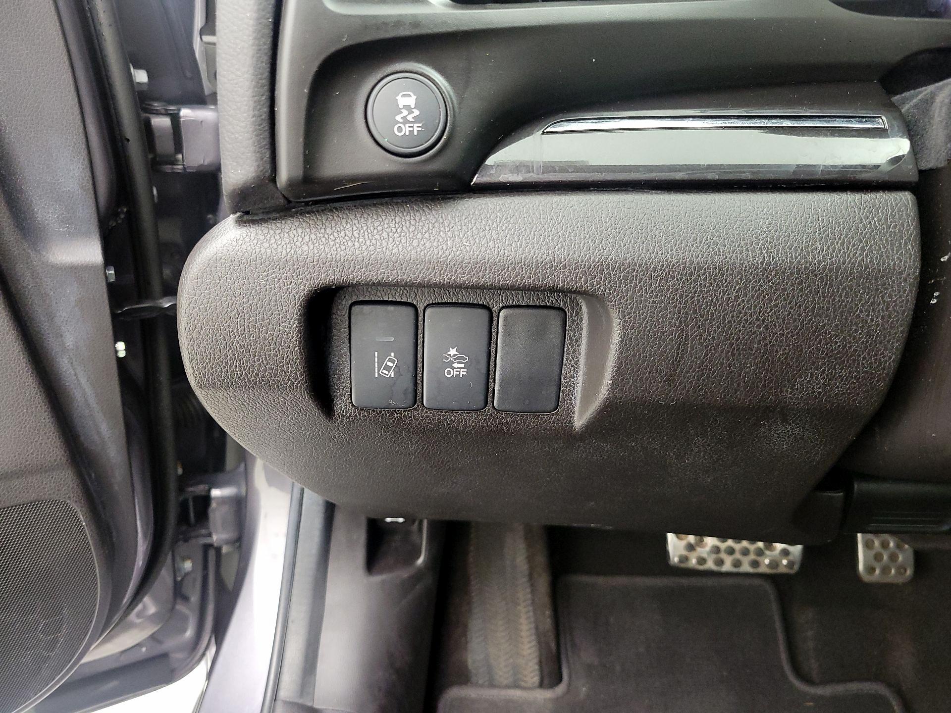 Thumbnail: 2019 Acura ILX - 13