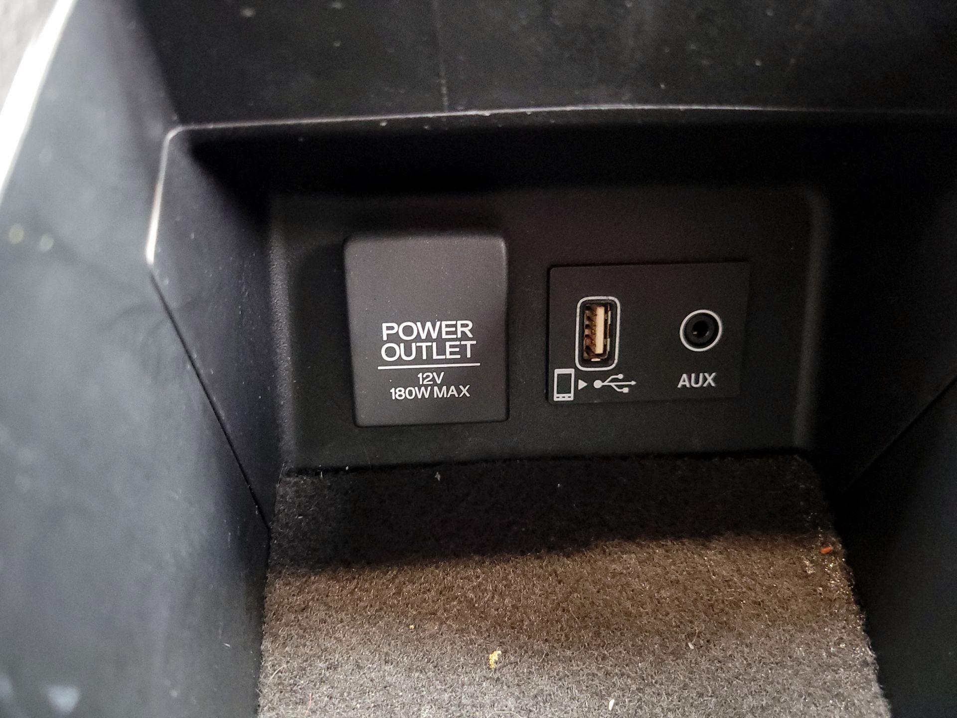 Thumbnail: 2019 Acura ILX - 18