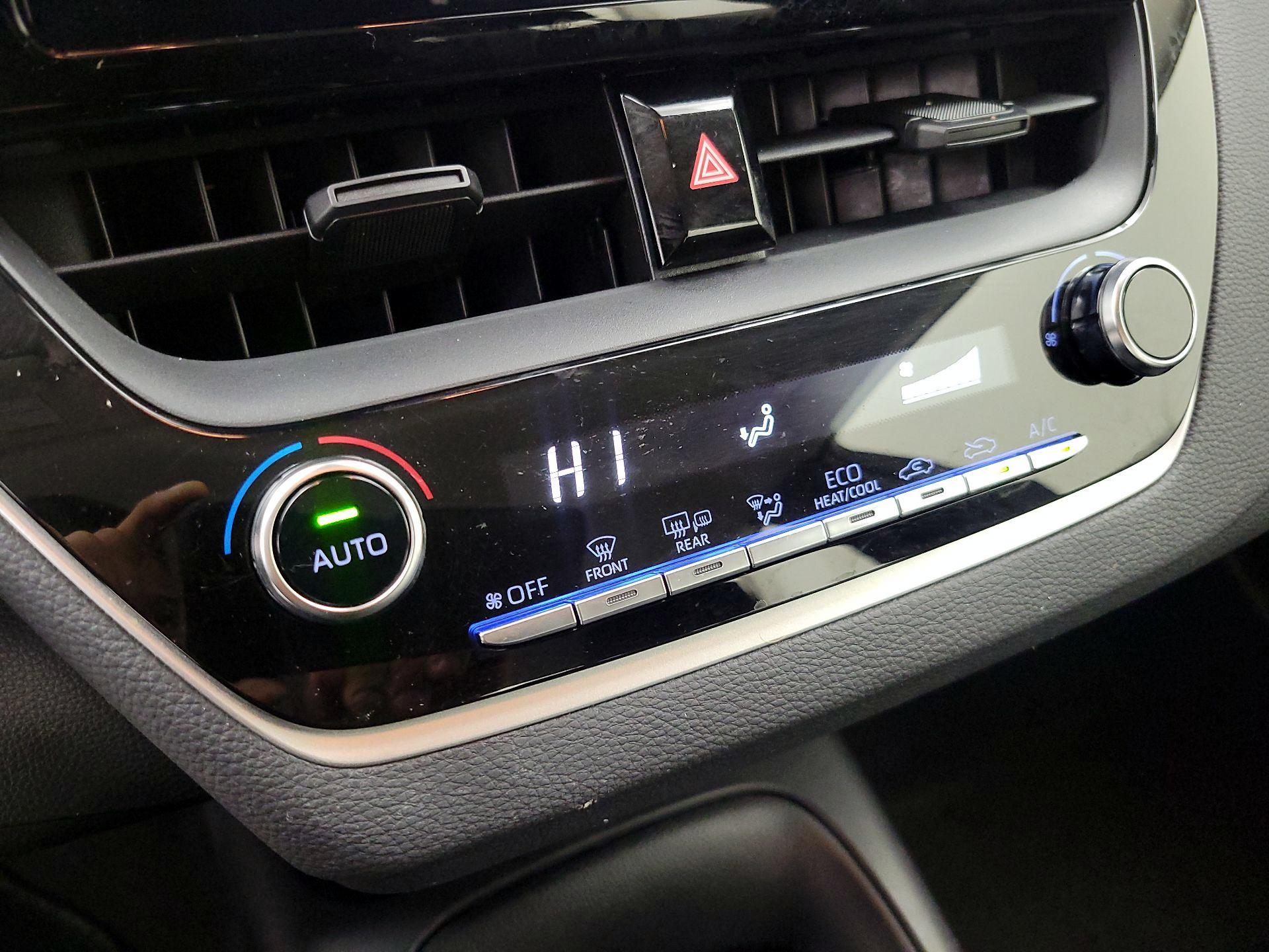 Thumbnail: 2020 Toyota Corolla - 16