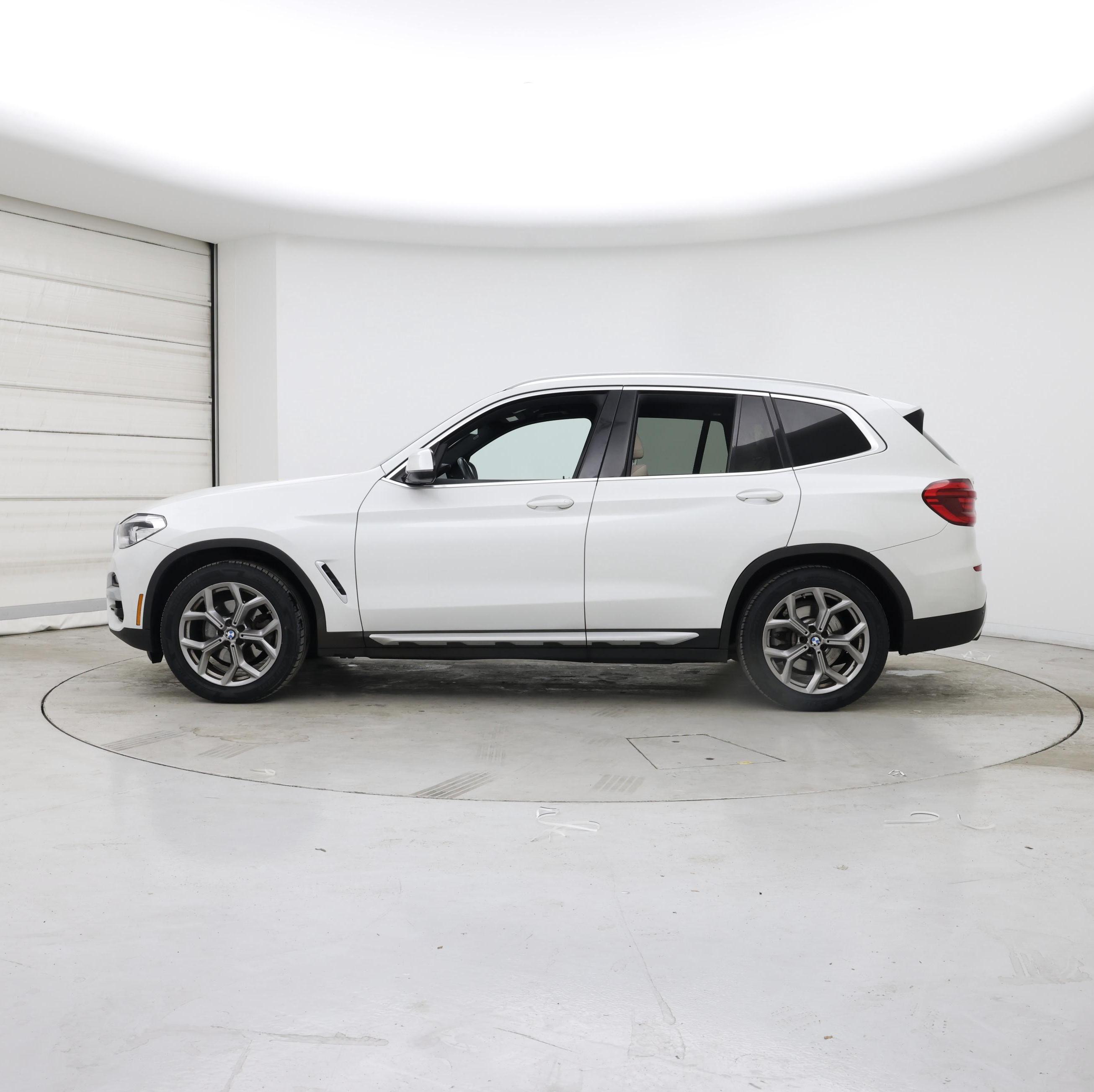 Thumbnail: 2021 BMW X3 - 3