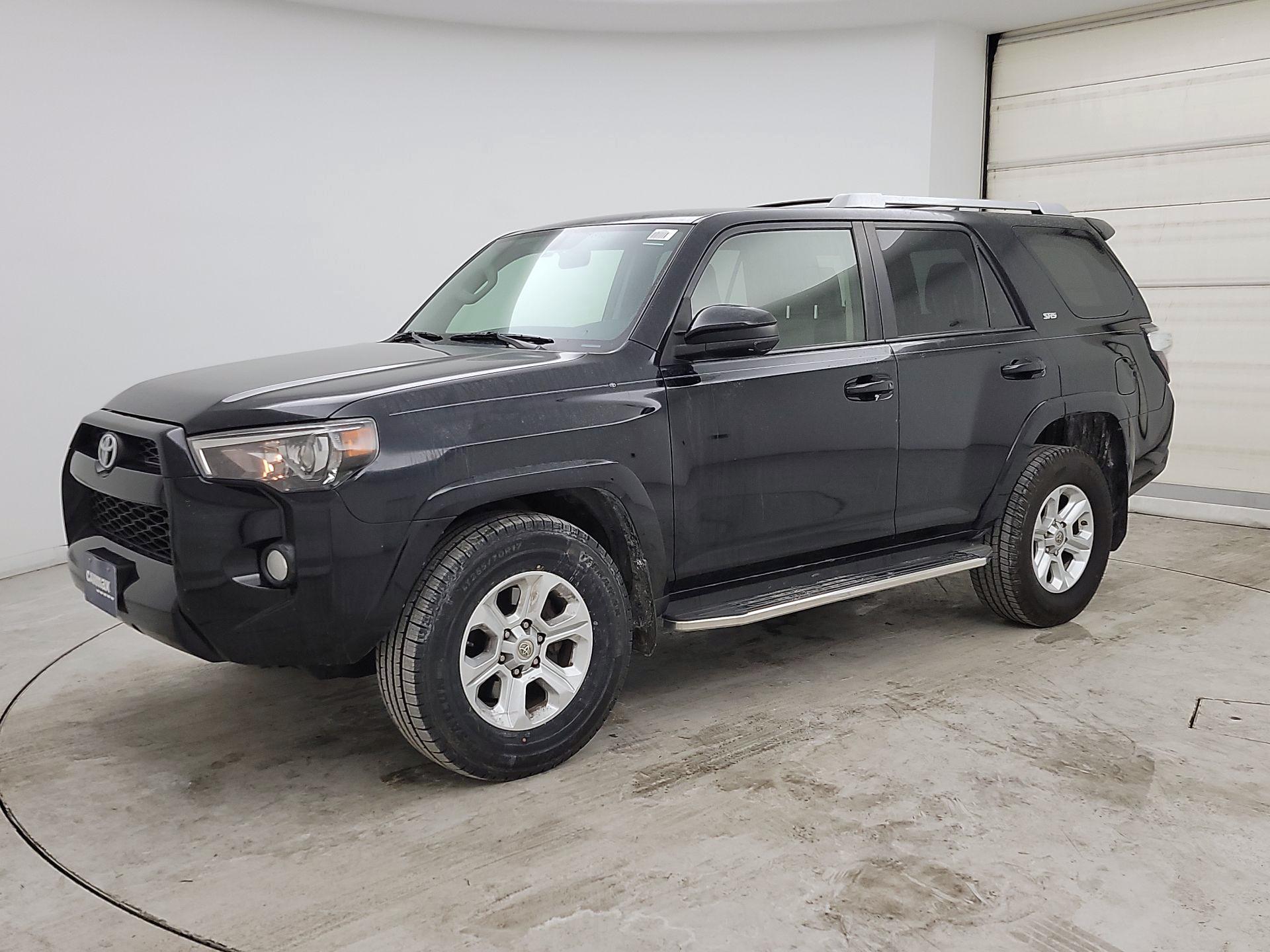 Thumbnail: 2015 Toyota 4Runner - 3