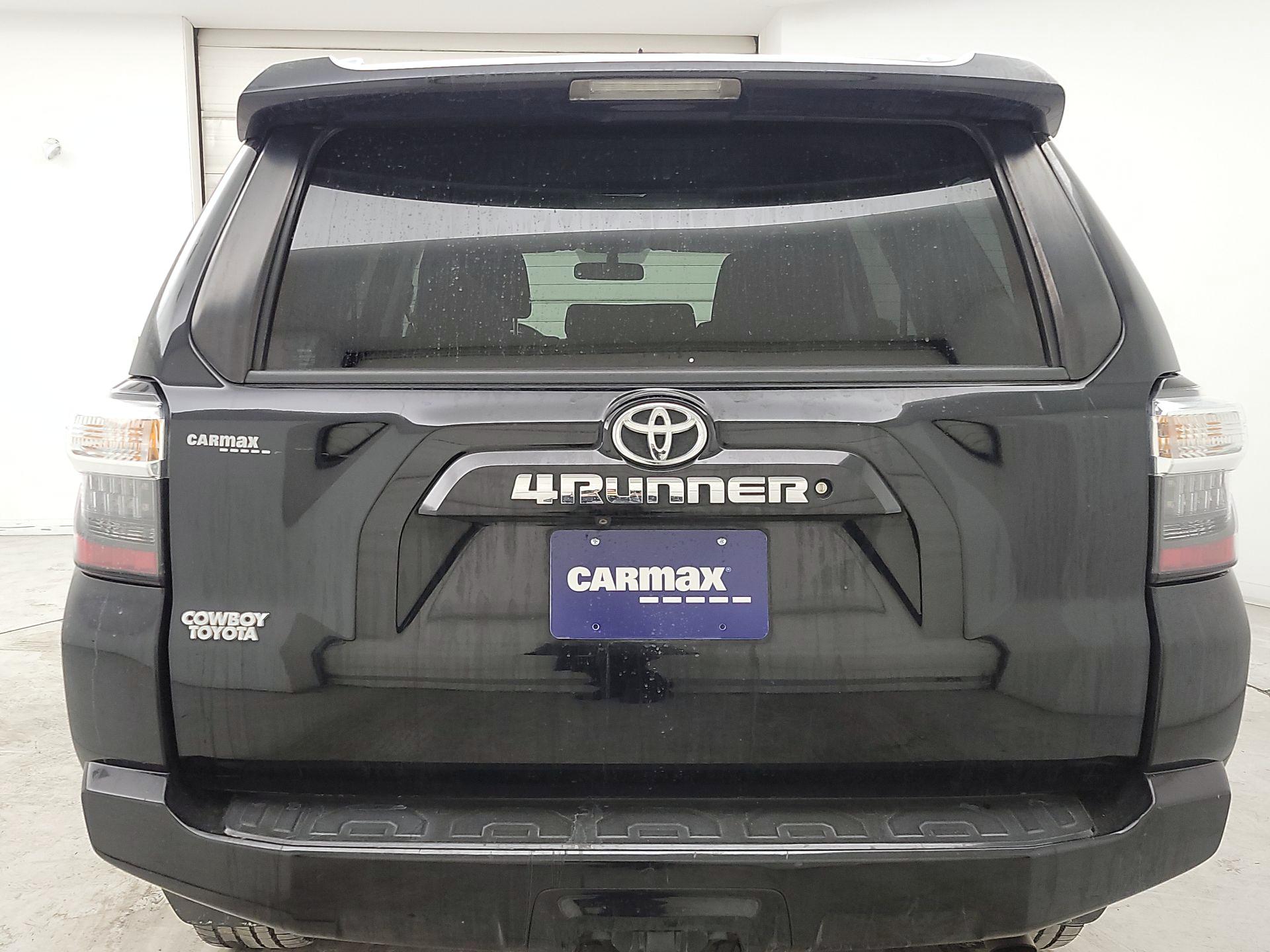 Thumbnail: 2015 Toyota 4Runner - 6